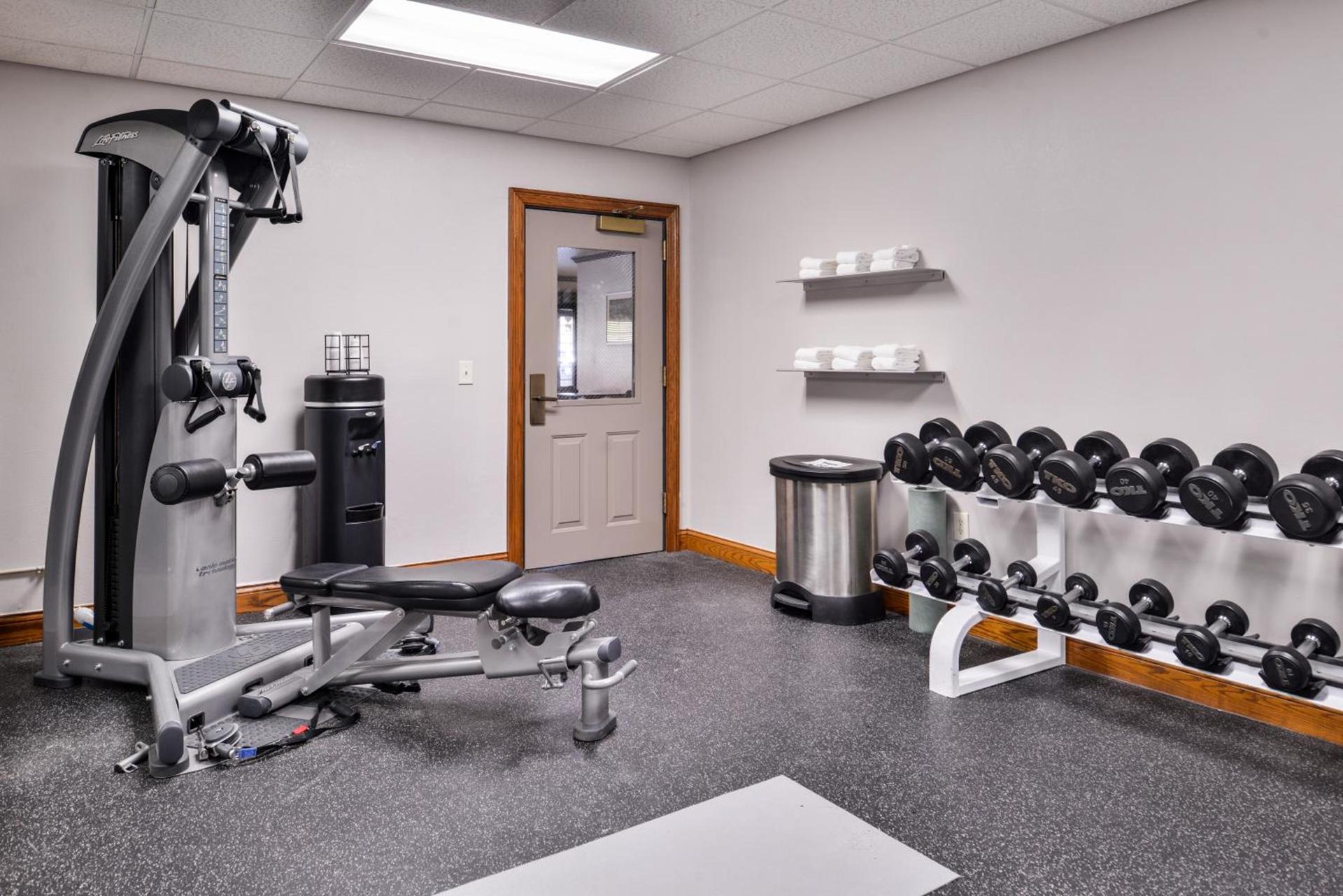 Country Inn & Suites by Radisson Raleigh-Durham Airport NC photo 51