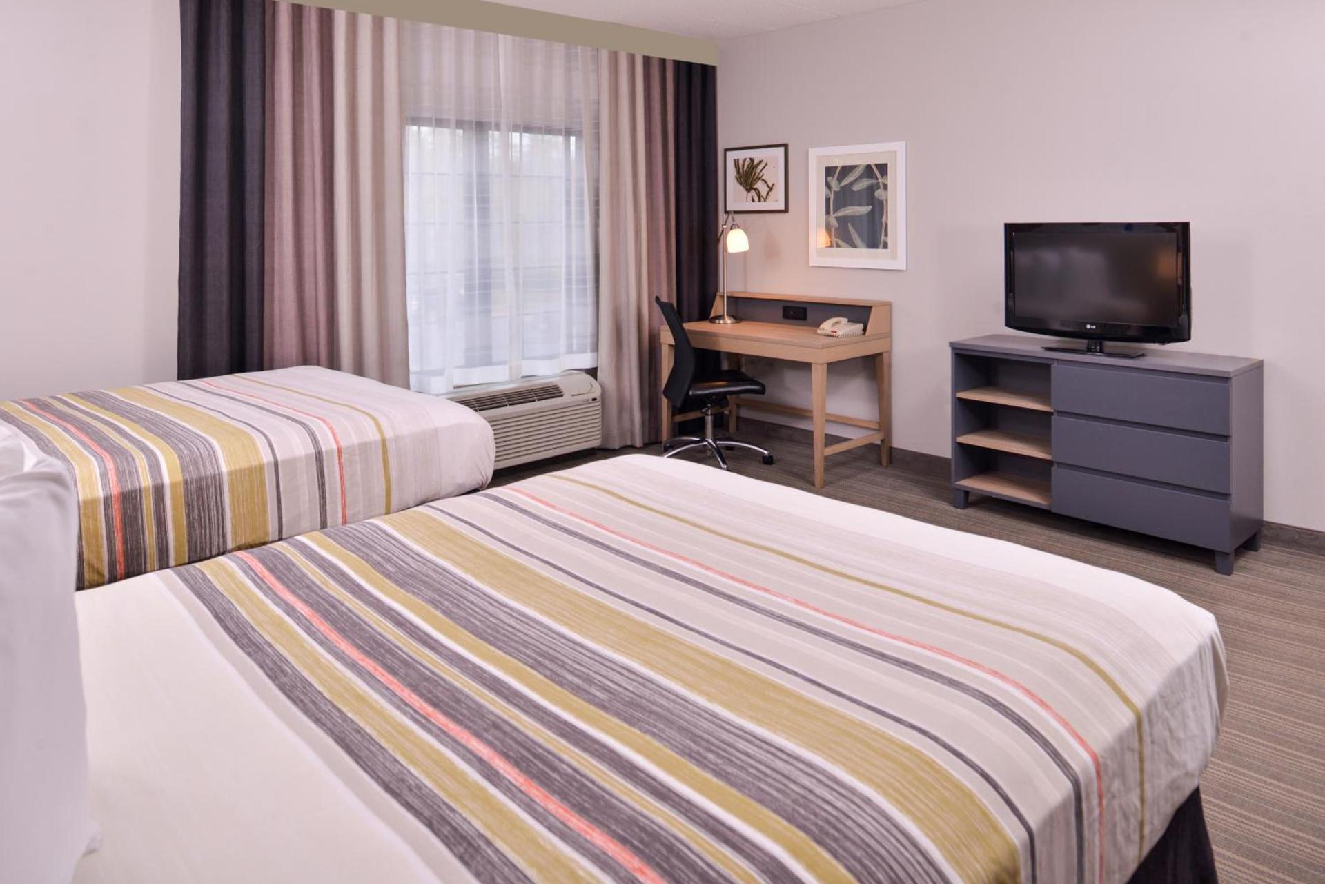Country Inn & Suites by Radisson Raleigh-Durham Airport NC photo 43