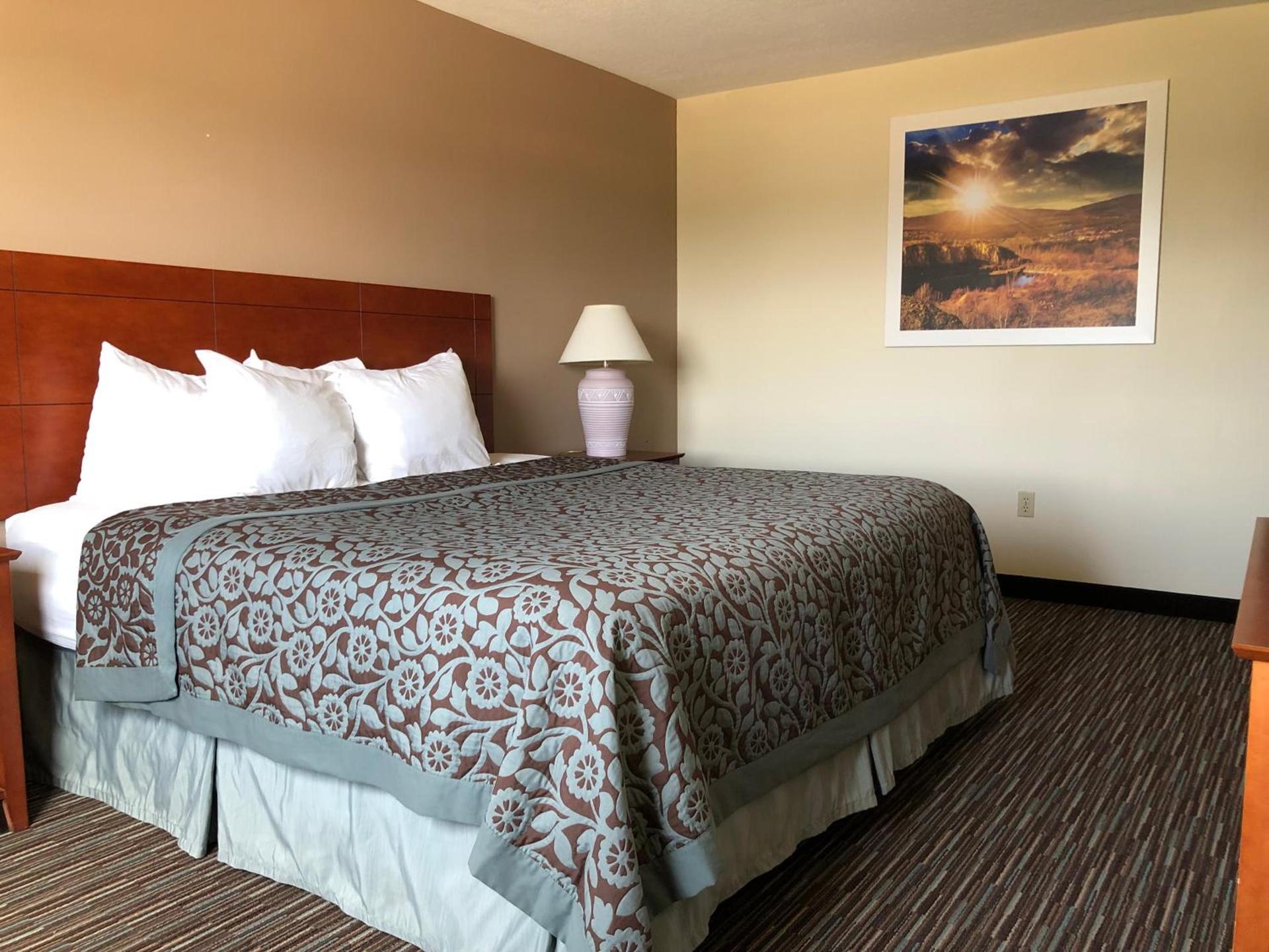 Days Inn by Wyndham Rio Rancho photo 14