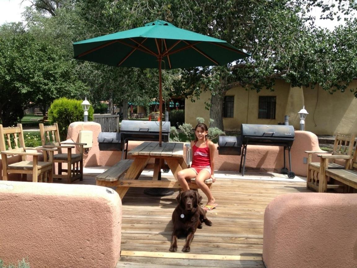 El Pueblo Lodge photo 31