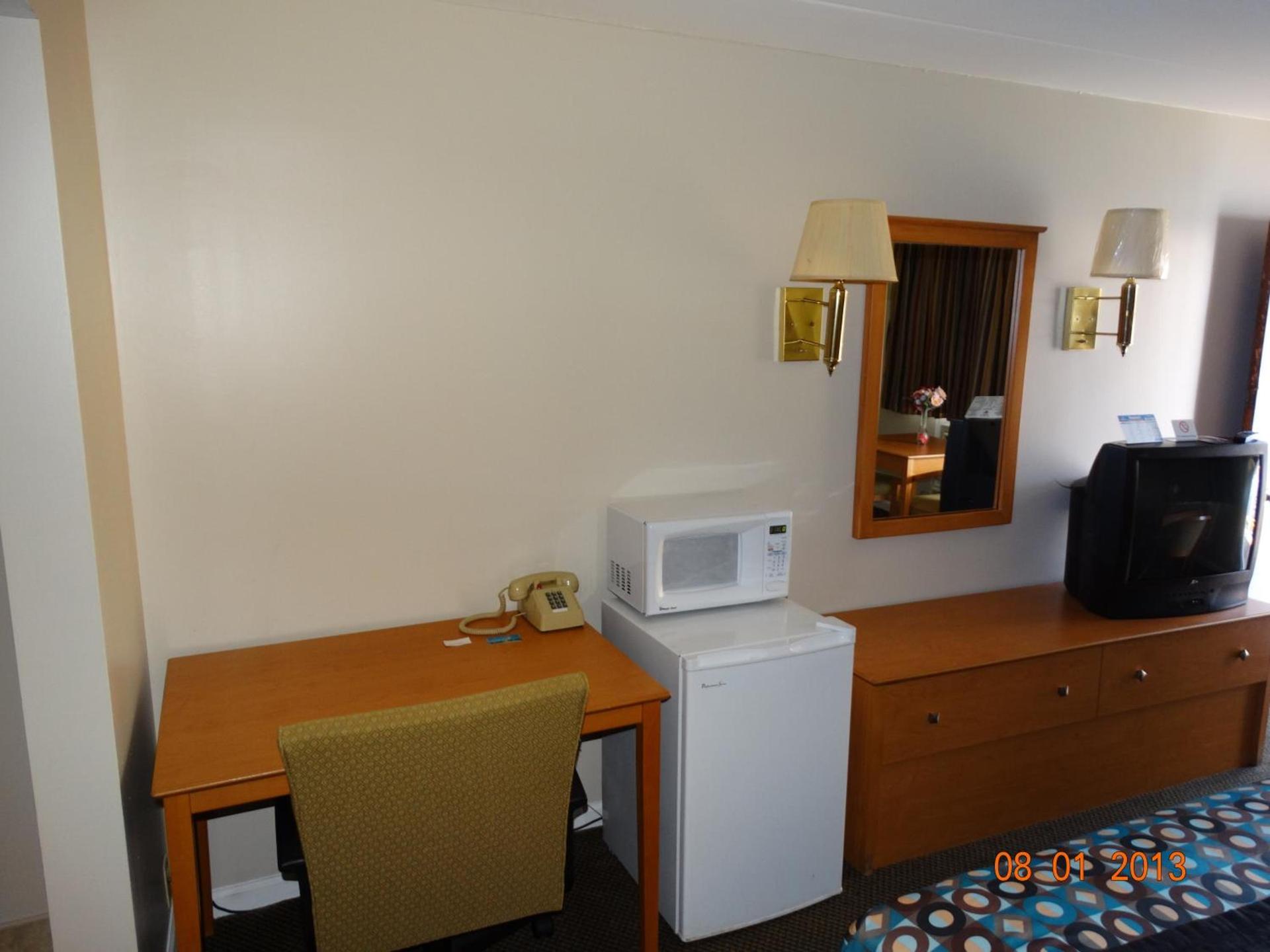 Colony Motel photo 10