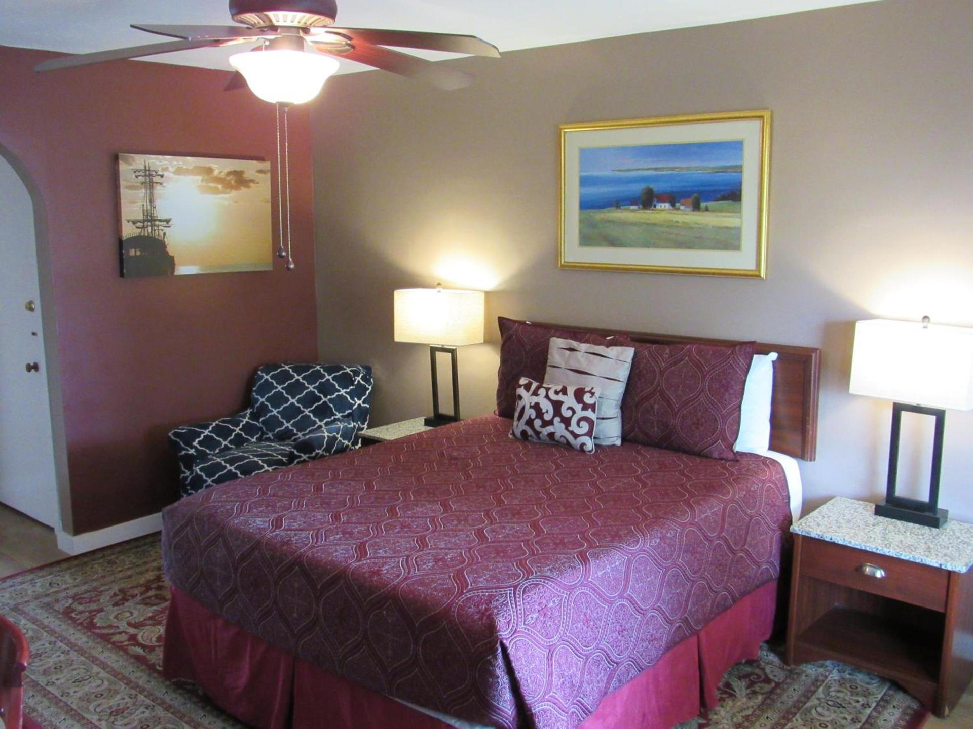 Captain Cook Inn photo 22