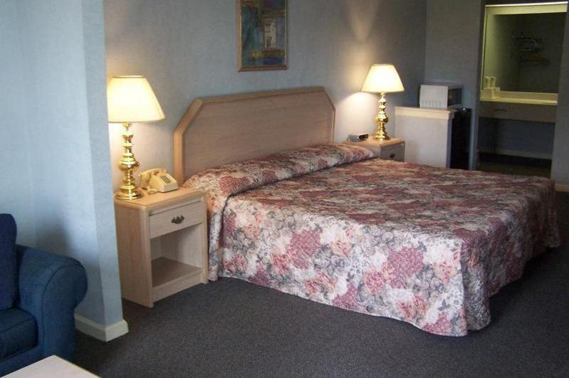 Celebration Inn photo 9