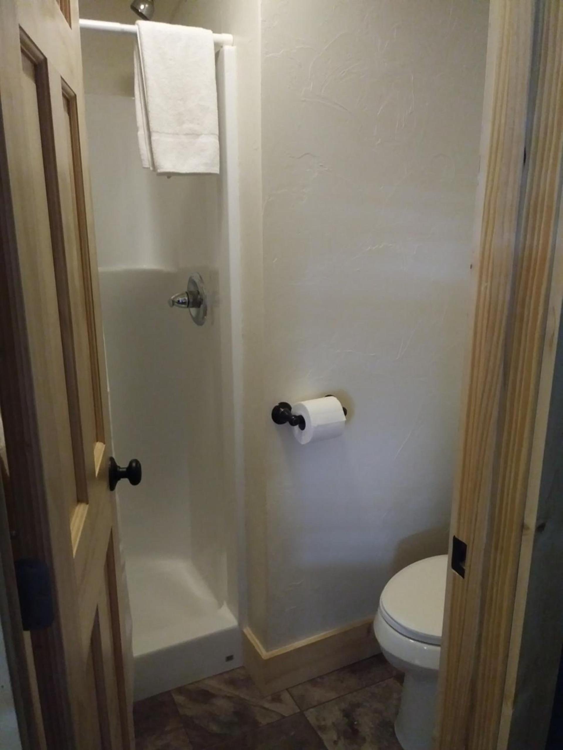 Big Horn Motel photo 9