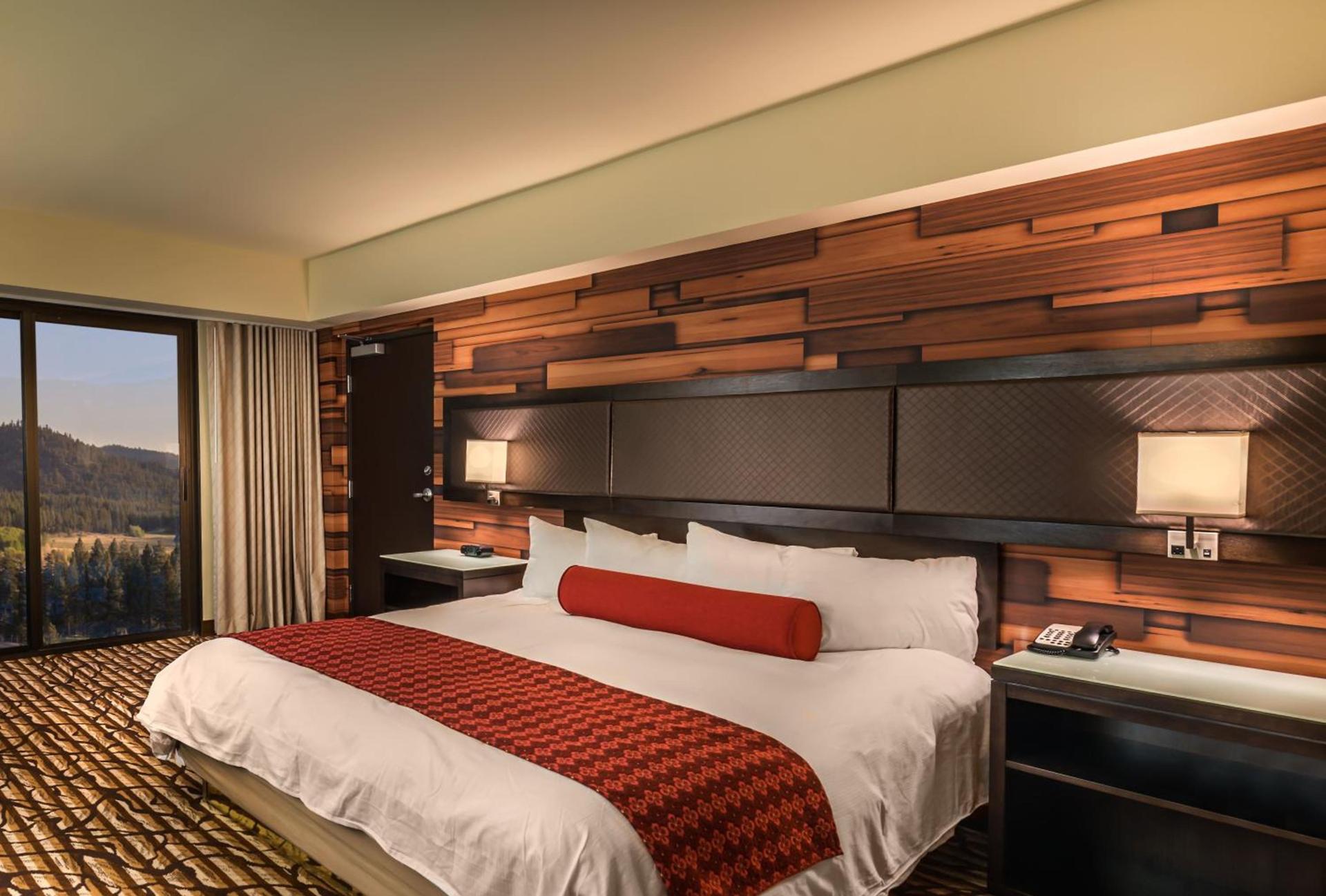 Bally's Lake Tahoe Casino Resort photo 17