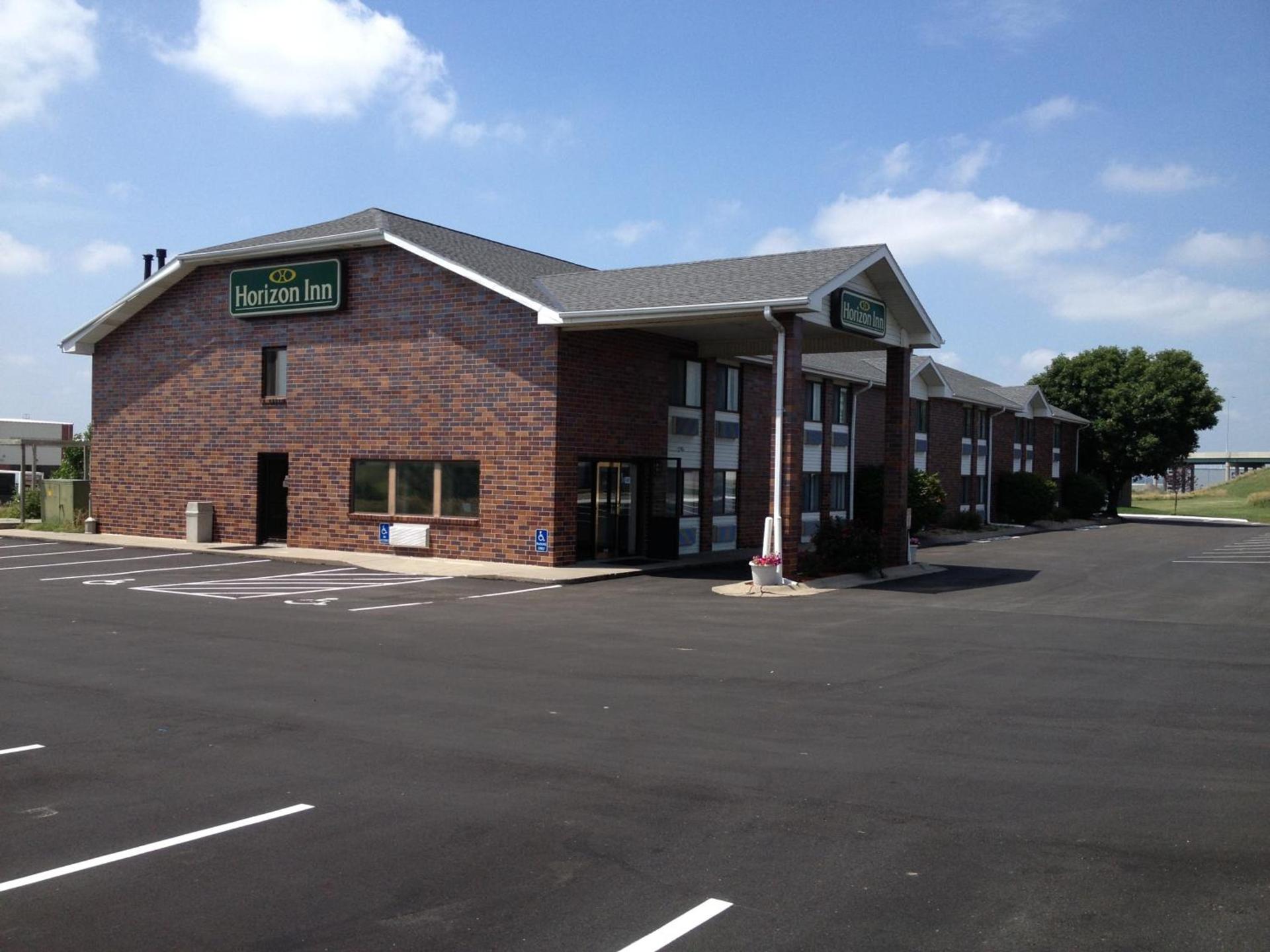 Horizon Inn photo 2
