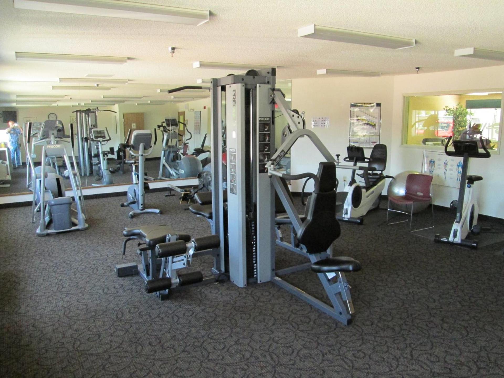 Travelodge by Wyndham Morrill photo 21