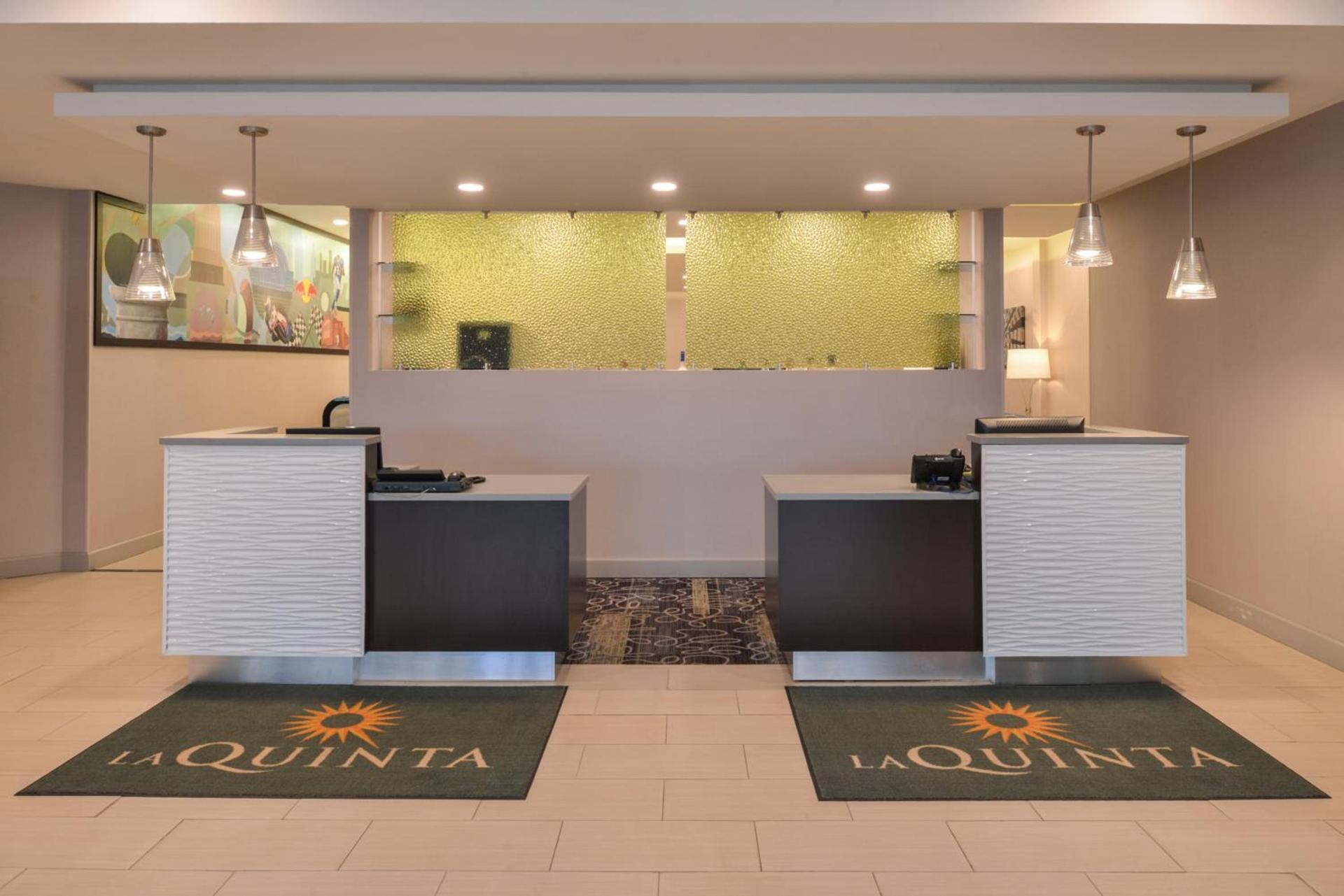La Quinta by Wyndham Indianapolis South photo 53