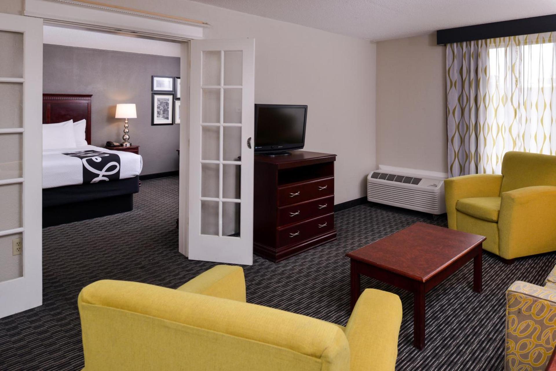 La Quinta by Wyndham Indianapolis South photo 52