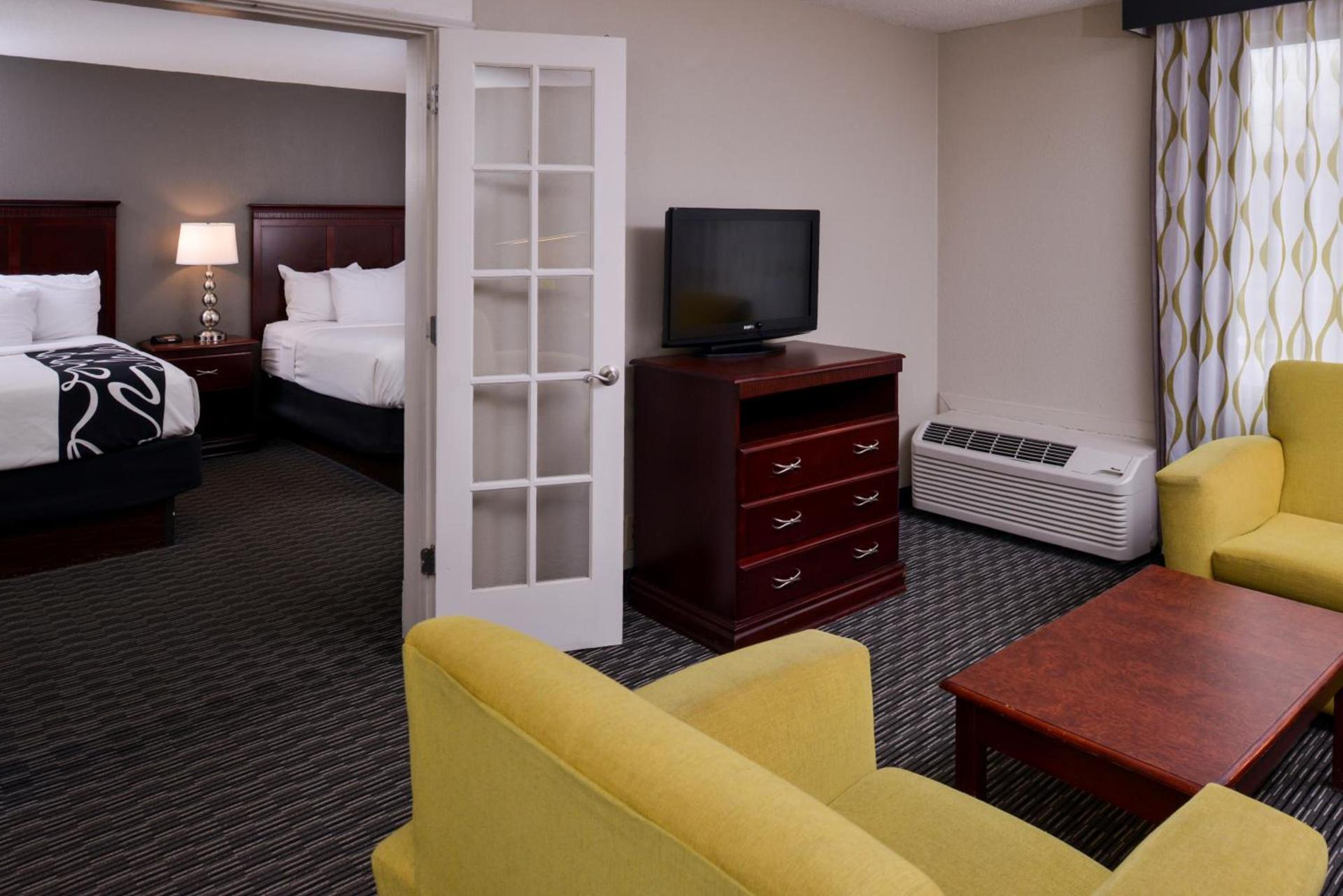 La Quinta by Wyndham Indianapolis South photo 38