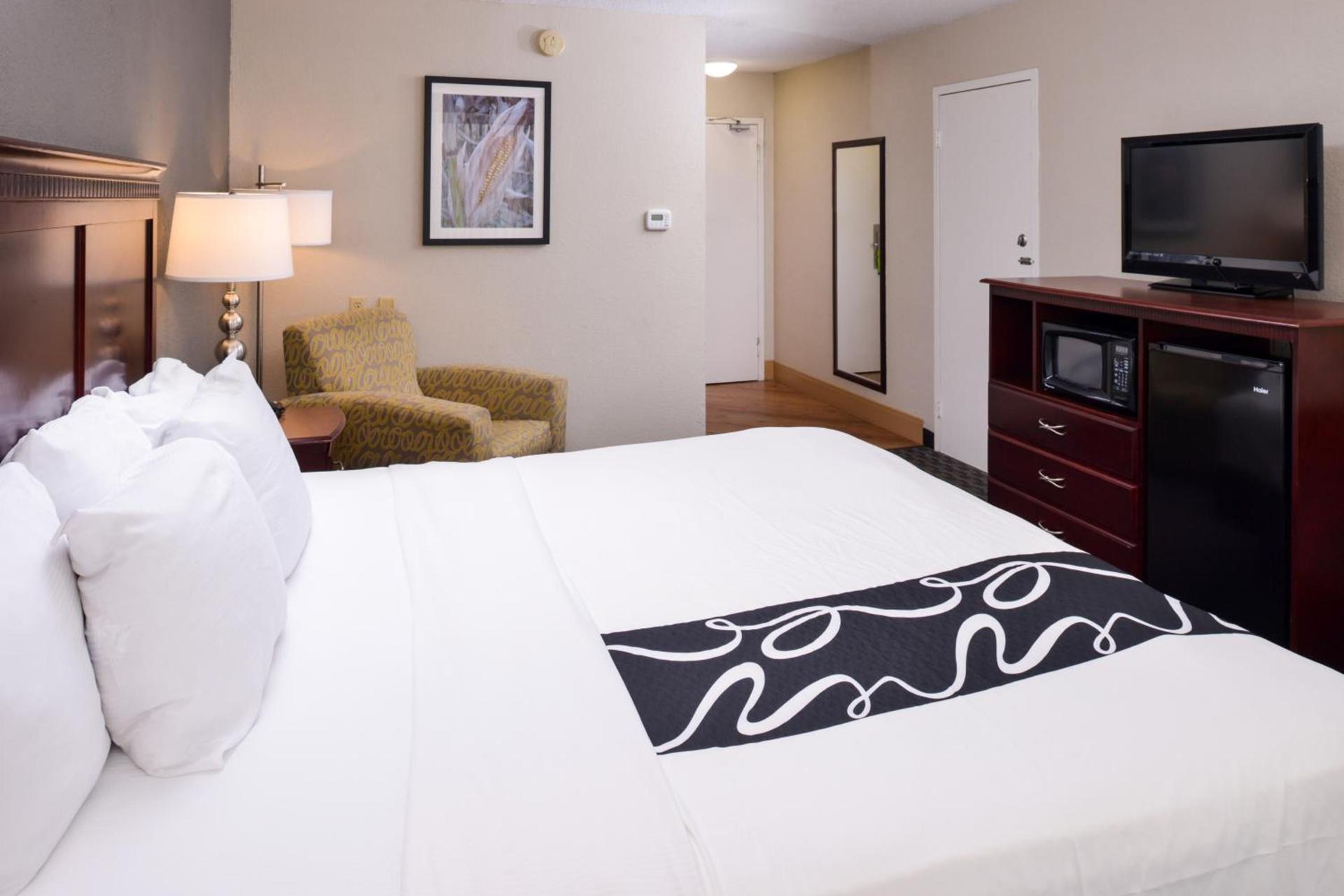 La Quinta by Wyndham Indianapolis South photo 47