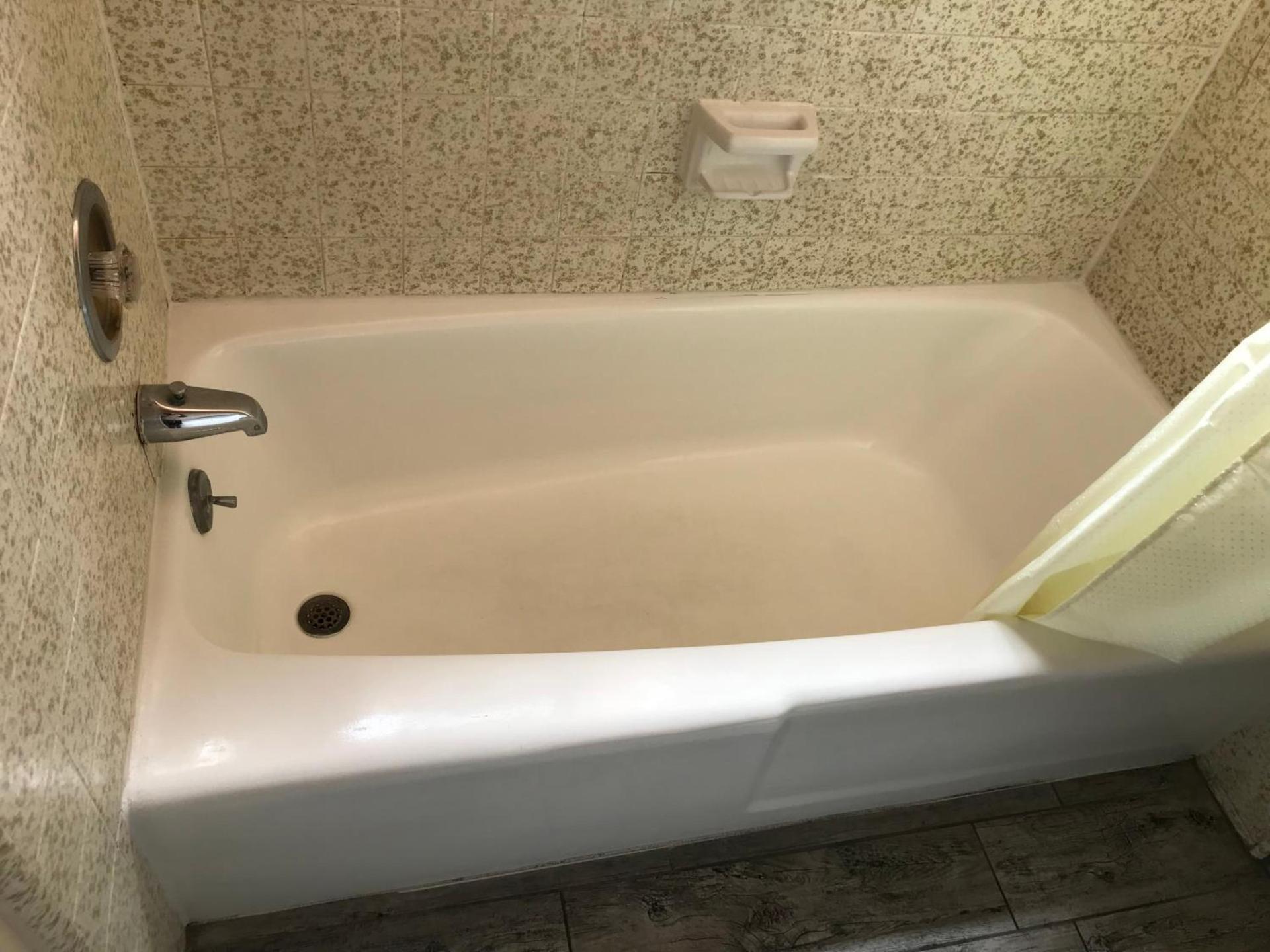 Economy Inn Barstow photo 43