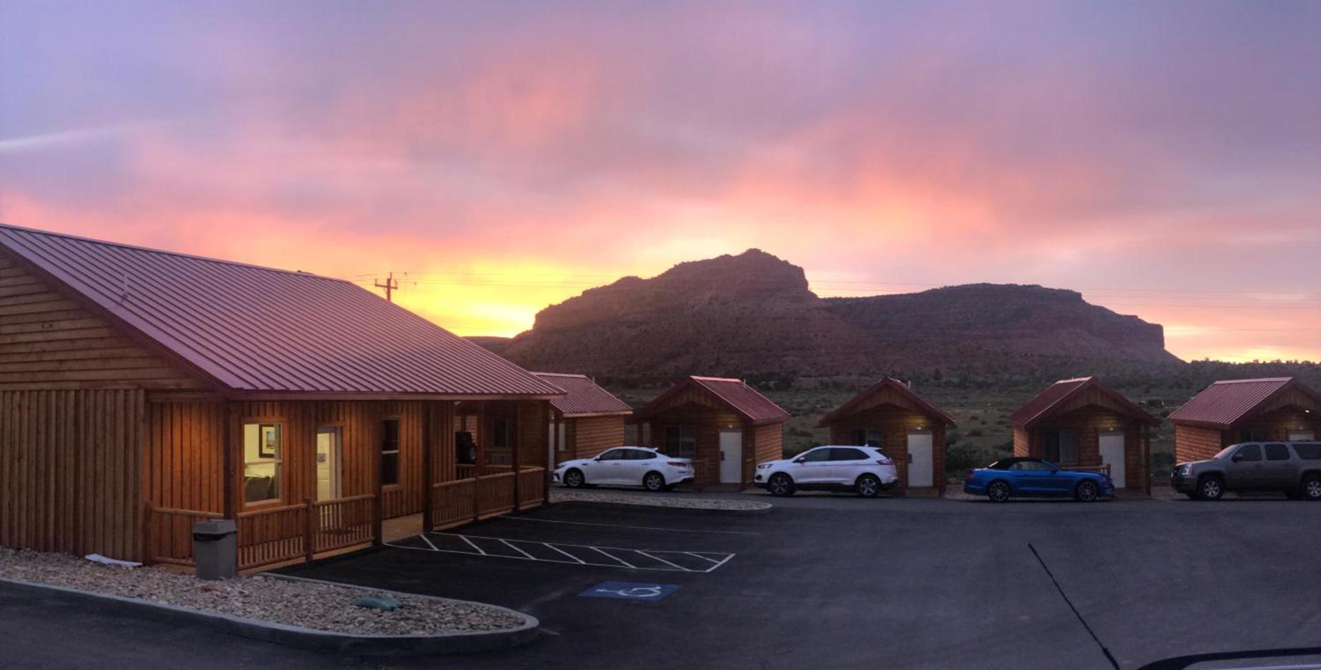 Red Canyon Cabins photo 9