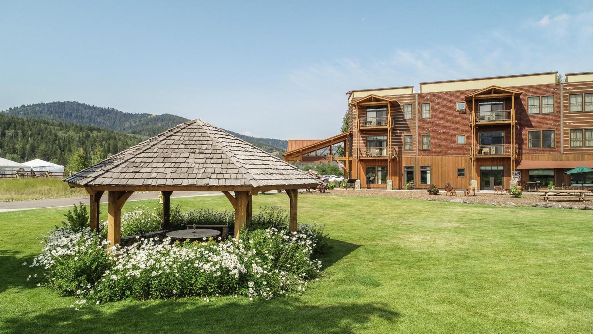 The Lodge at Bronze Buffalo Ranch photo 9