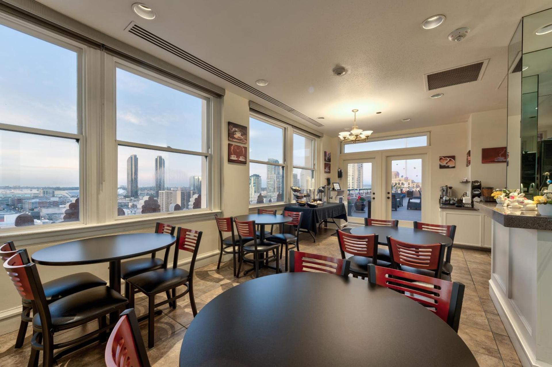 Gaslamp Plaza Suites photo 22