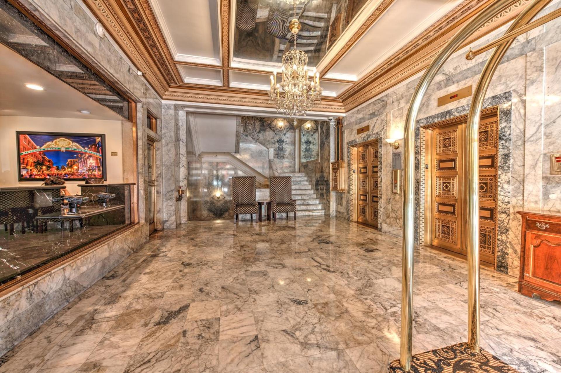 Gaslamp Plaza Suites photo 14