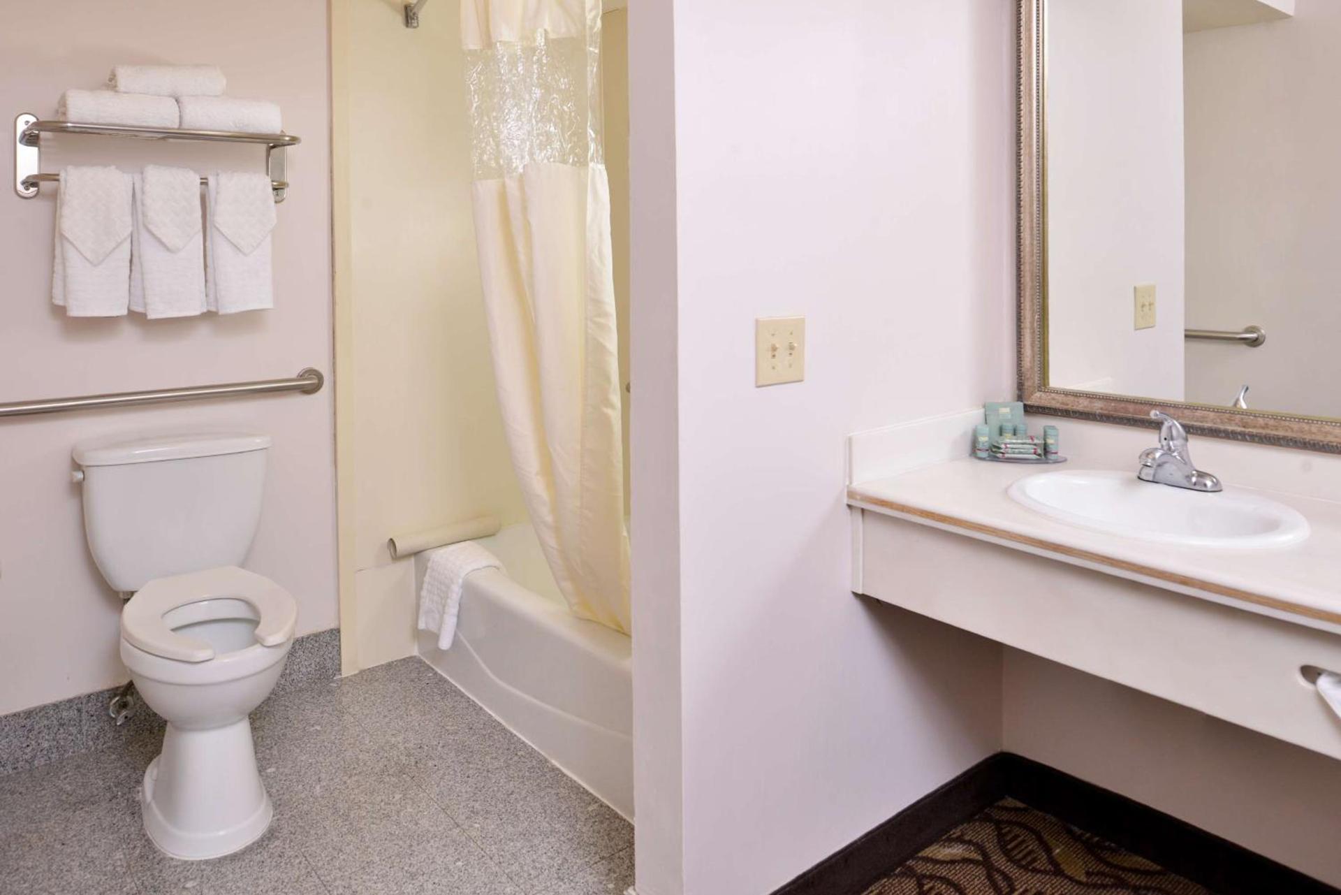 Best Western Airport Plaza Hotel – LAX Airport LA Stadium photo 27