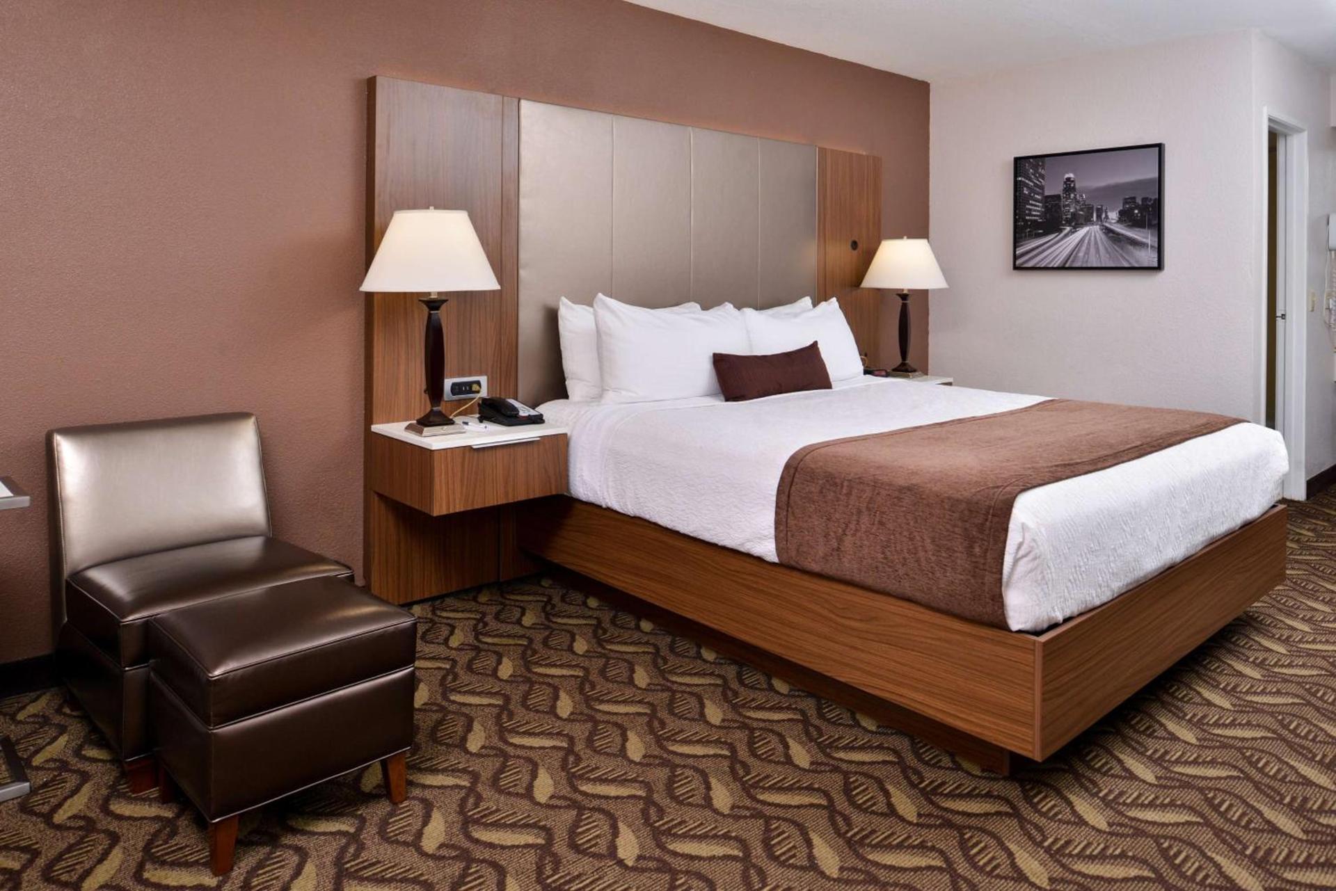 Best Western Airport Plaza Hotel – LAX Airport LA Stadium photo 18
