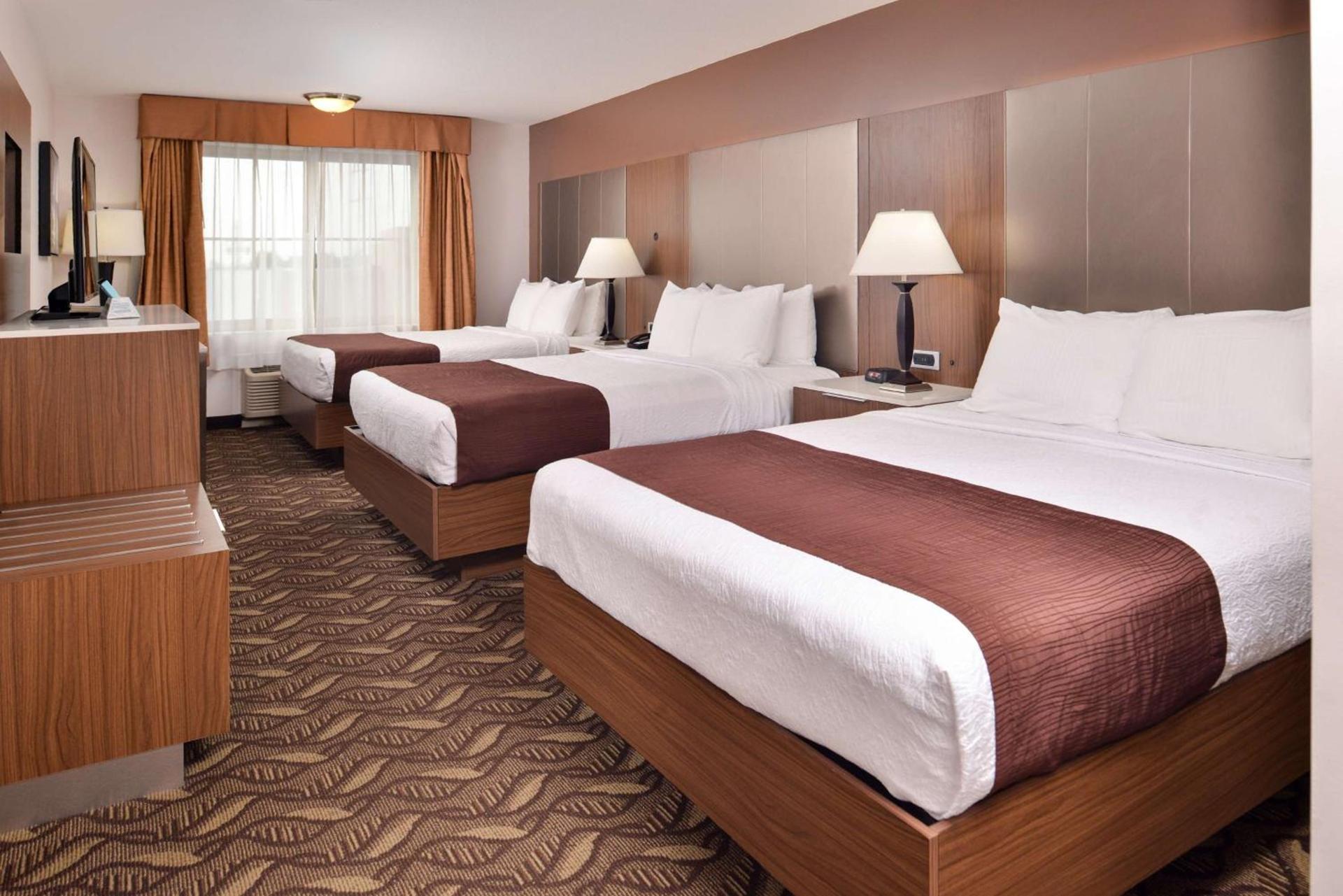 Best Western Airport Plaza Hotel – LAX Airport LA Stadium photo 10