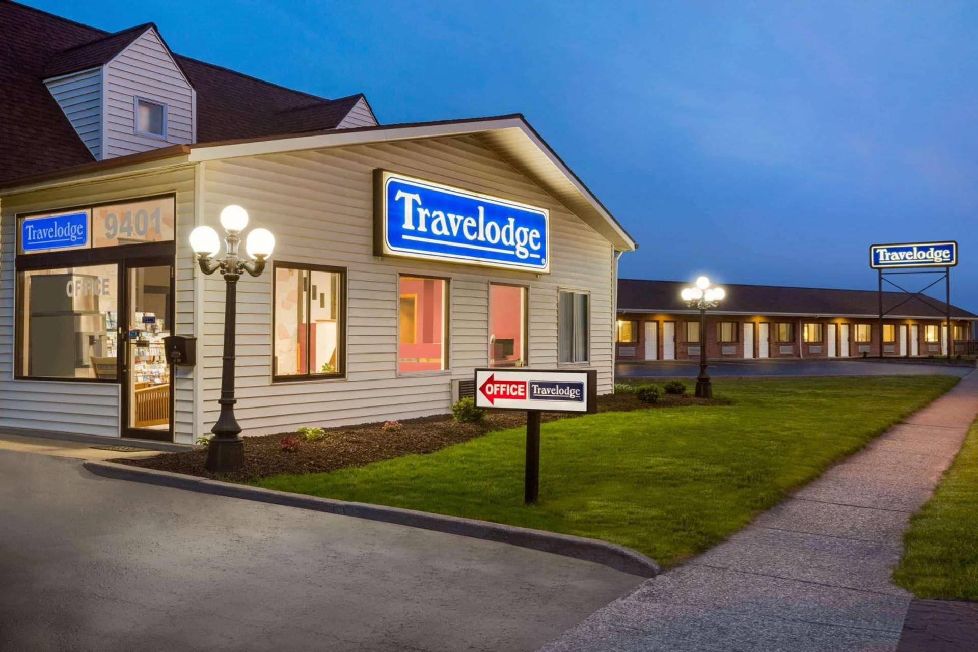 Travelodge by Wyndham Niagara Falls - New York photo 50