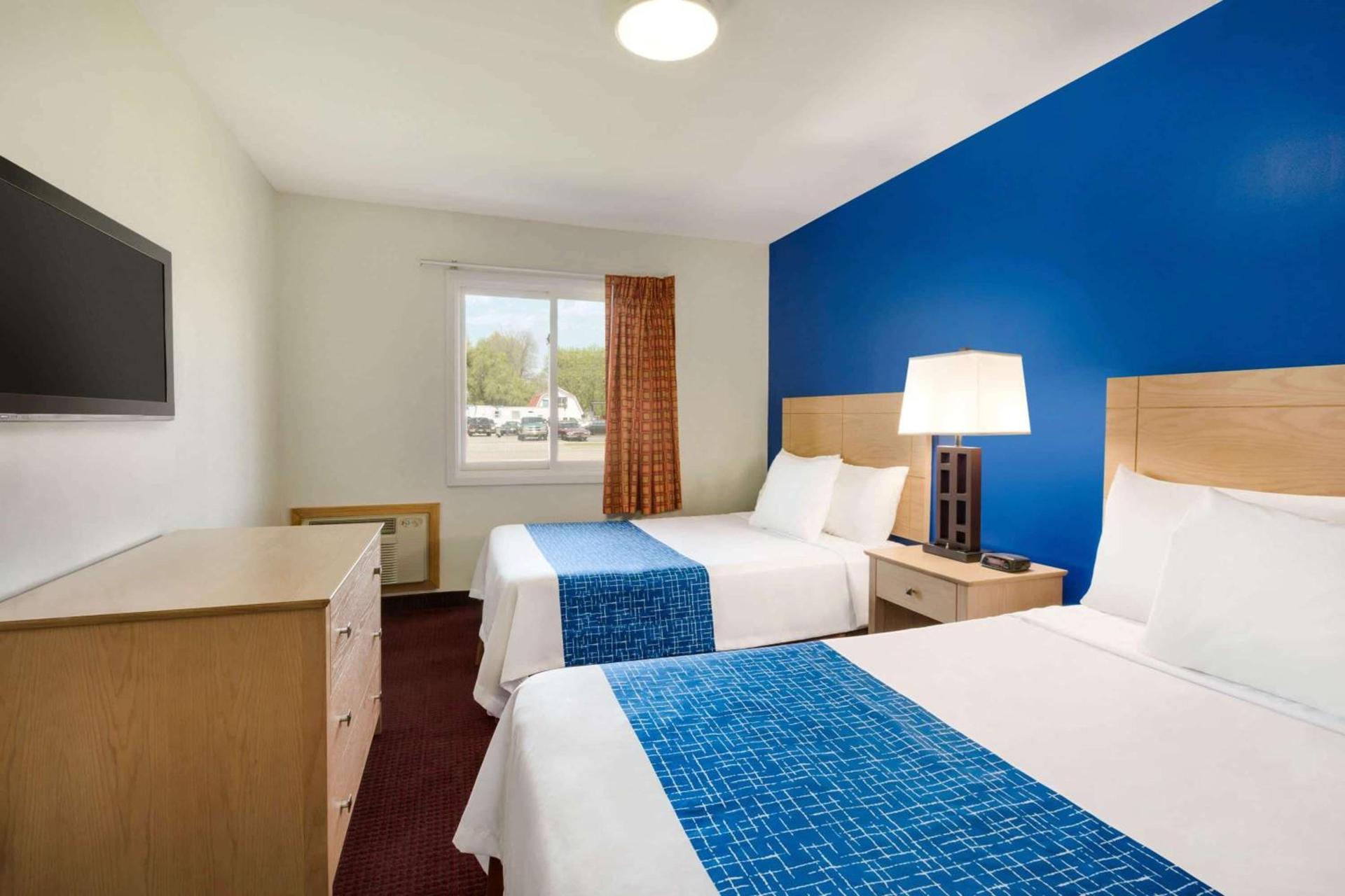 Travelodge by Wyndham Niagara Falls - New York photo 53