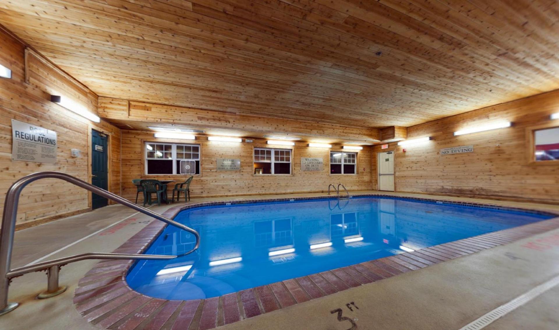 Country Inn & Suites by Radisson, Kearney, NE photo 33