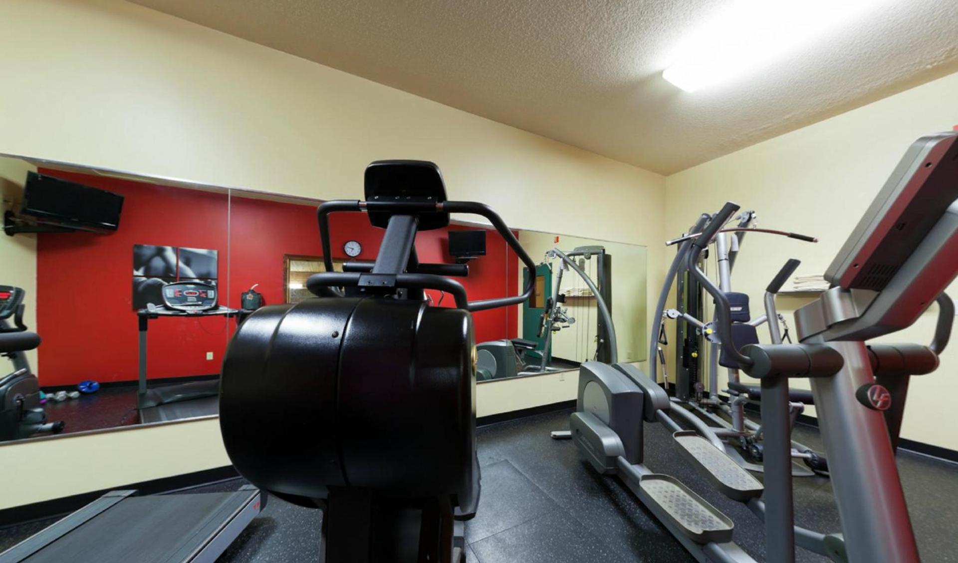 Country Inn & Suites by Radisson, Kearney, NE photo 30