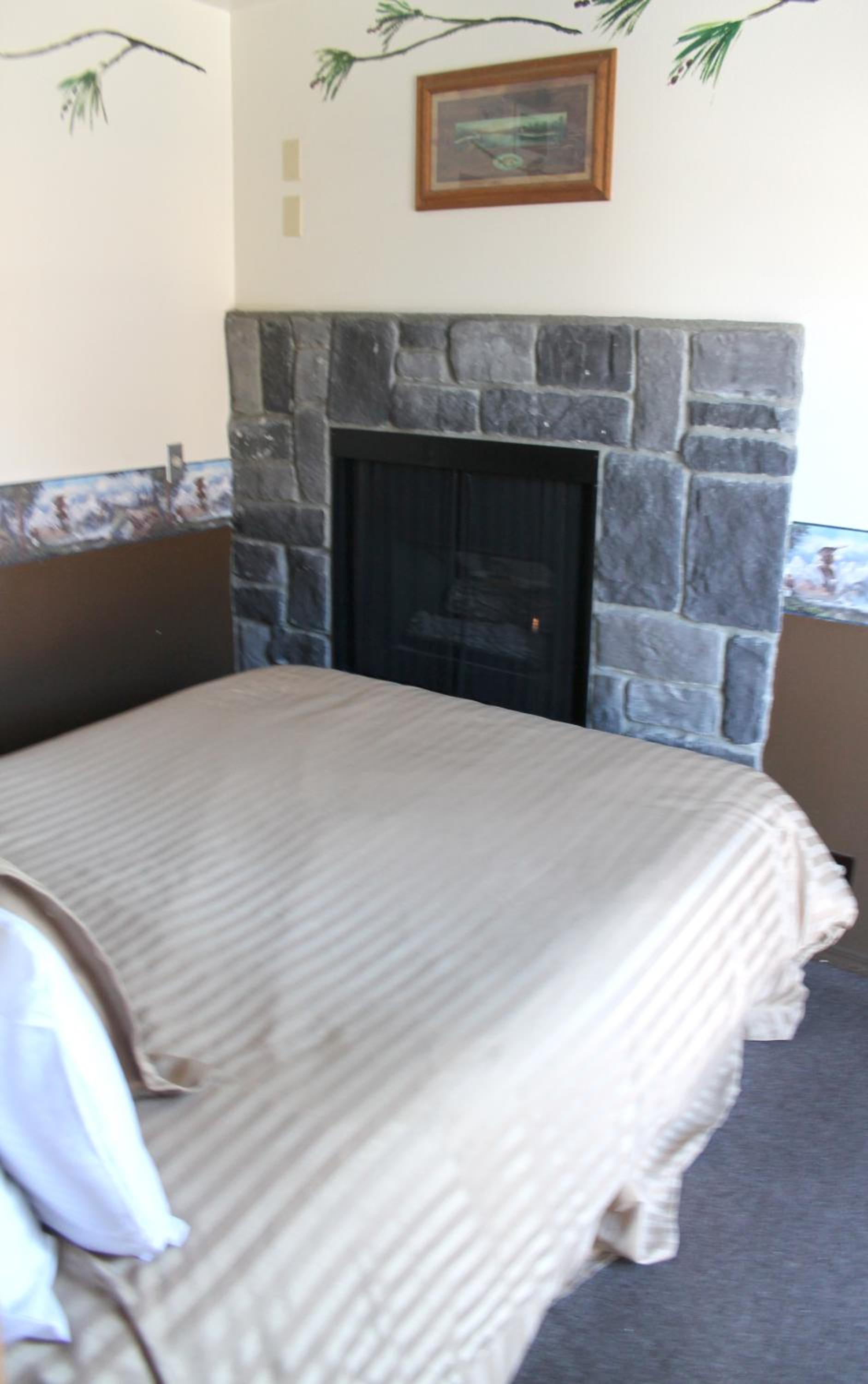 Fireside Lodge photo 77