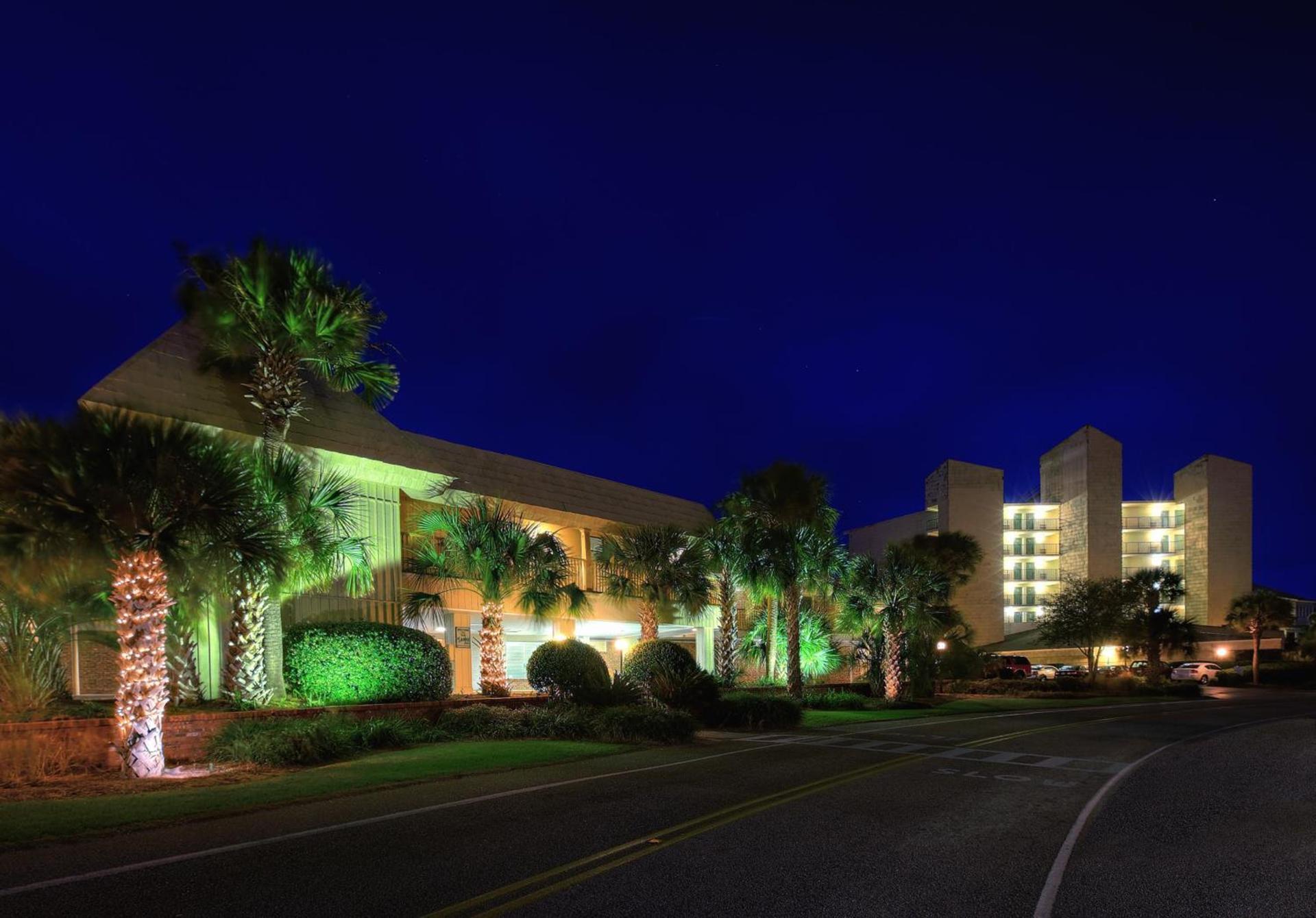 Oceanfront Litchfield Inn photo 15