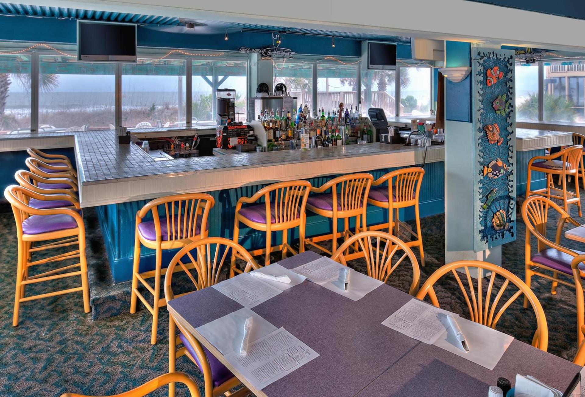 Oceanfront Litchfield Inn photo 17