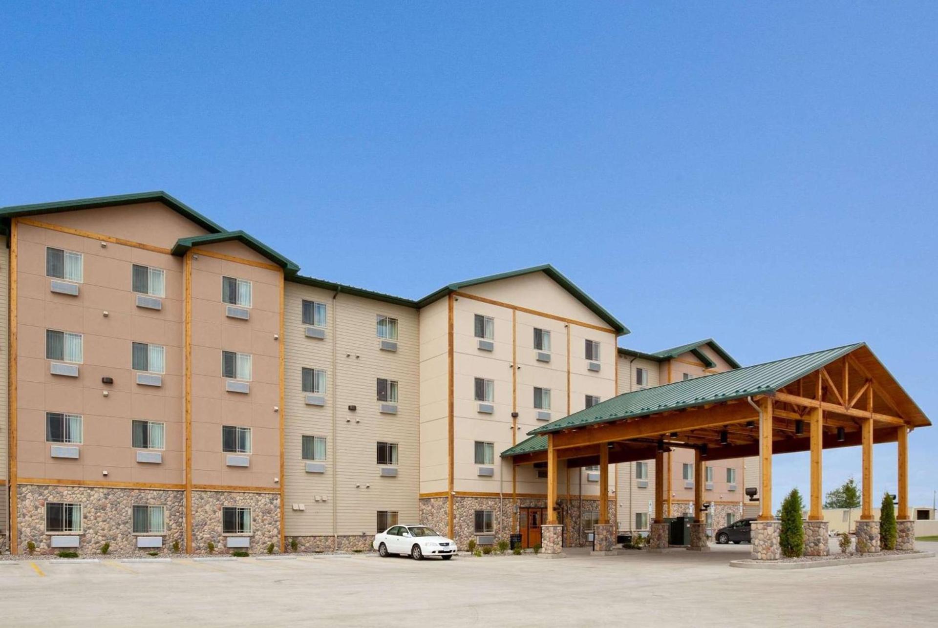 TownePlace Suites by Marriott Minot photo 1