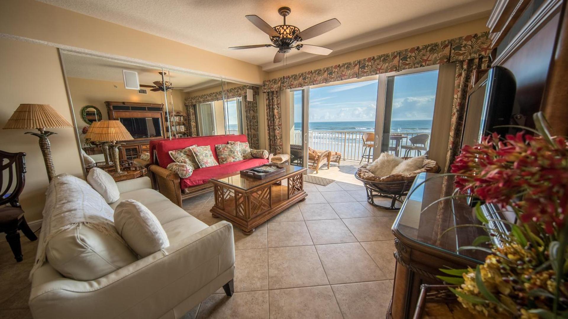 Family Friendly - Direct Oceanfront Sanibel 303 photo 11