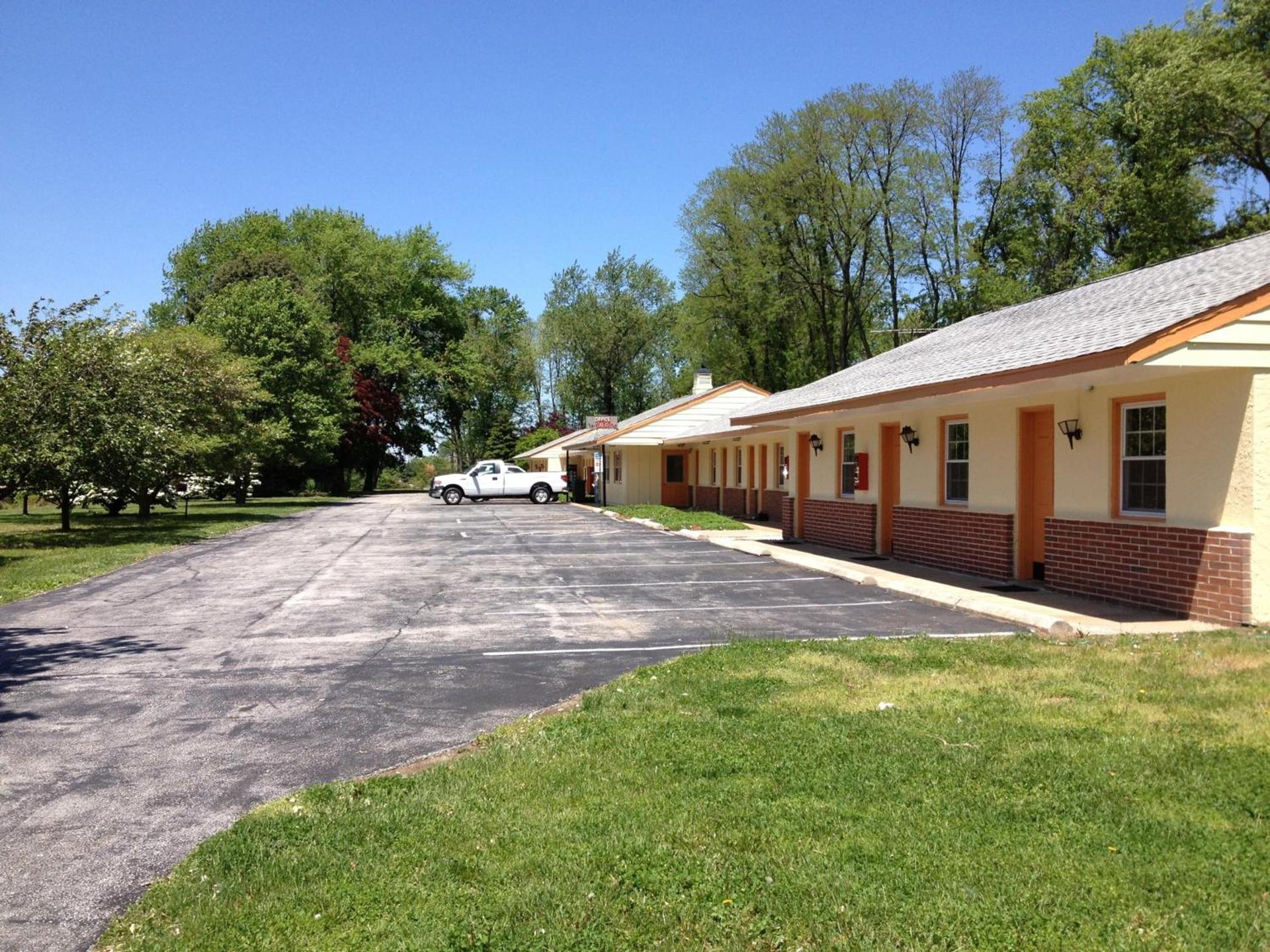 Sentinel Motel photo 45