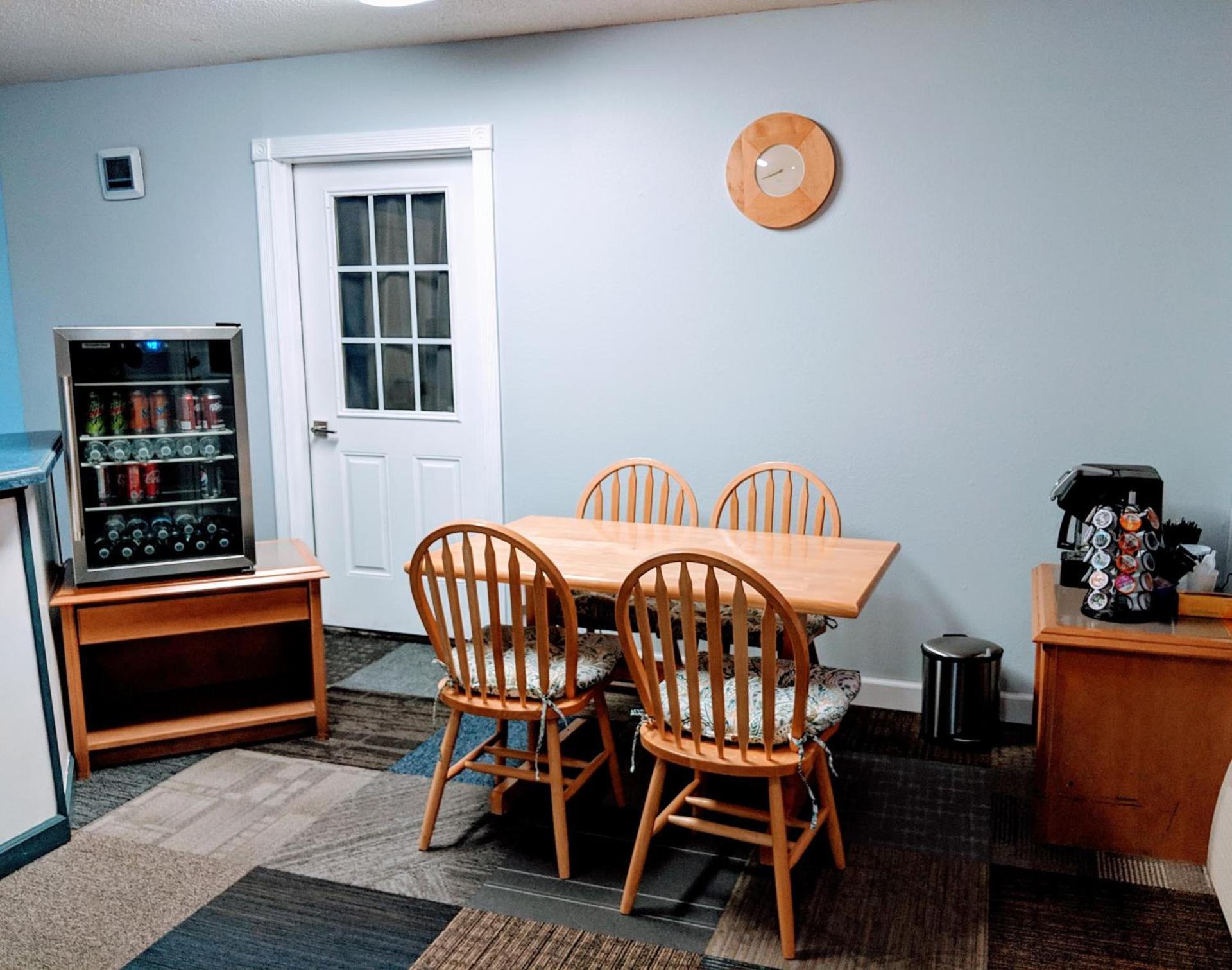 Executive Inn photo 7
