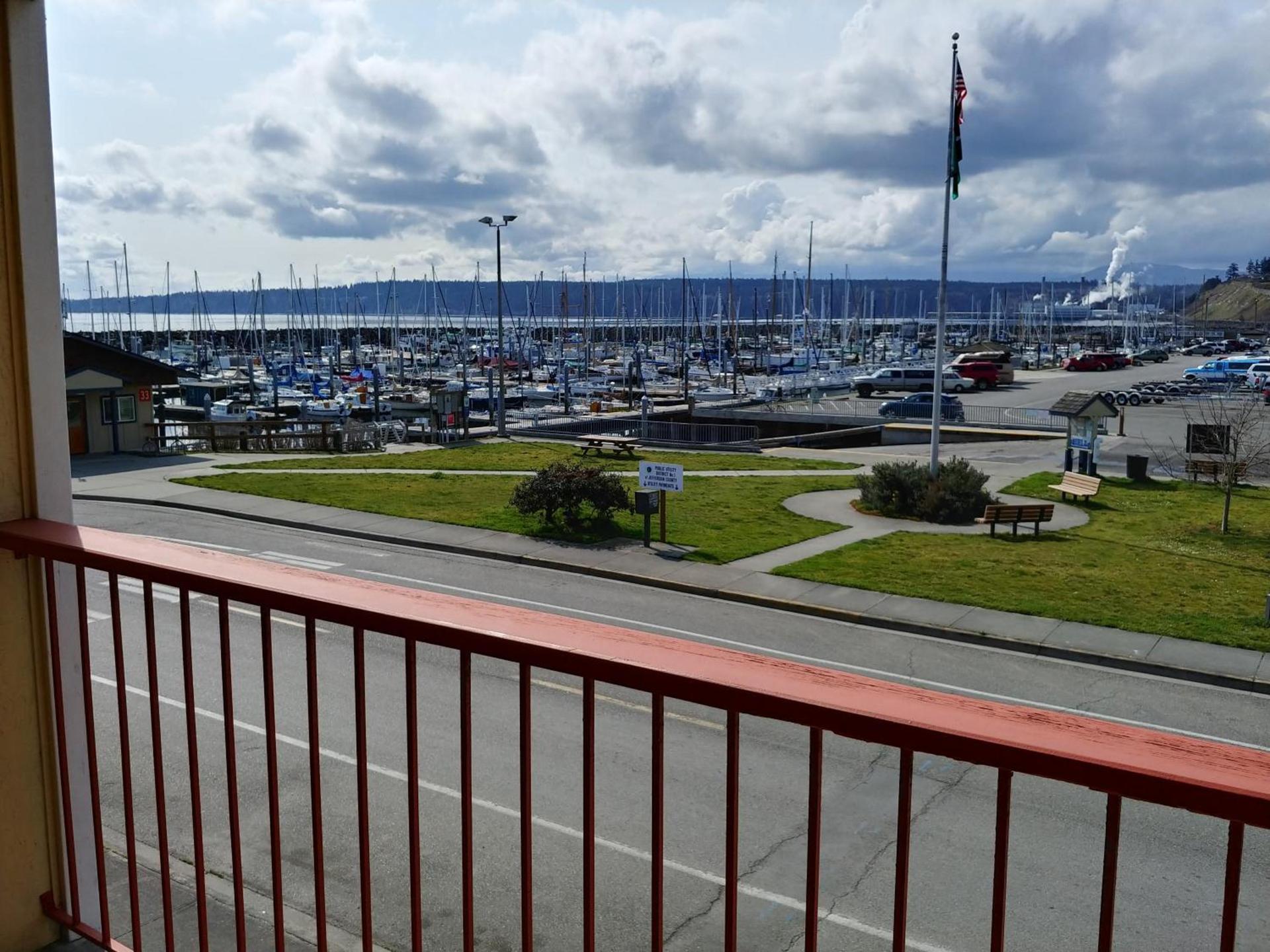 Harborside Inn photo 4