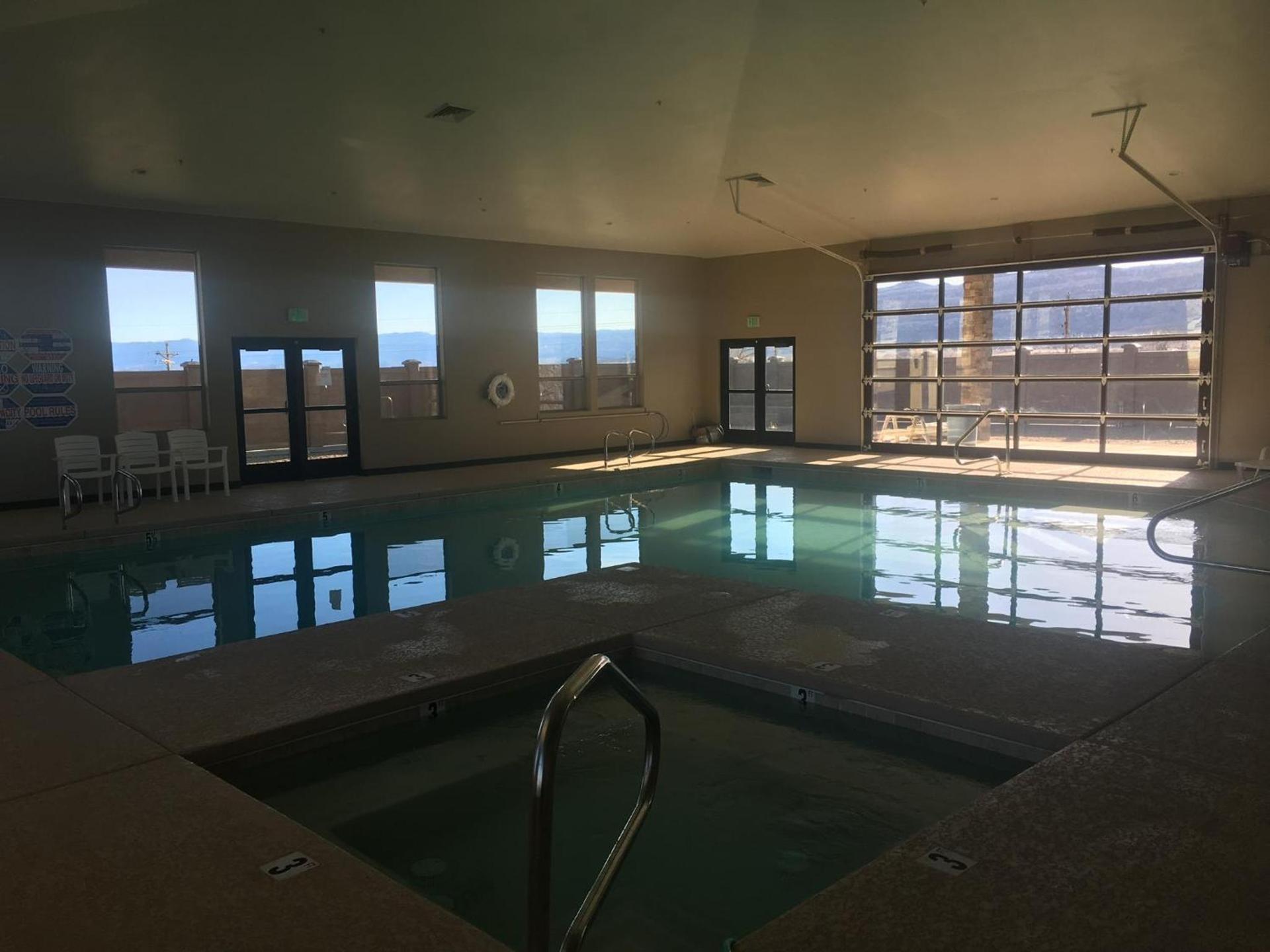 Canyon Country Lodge photo 2