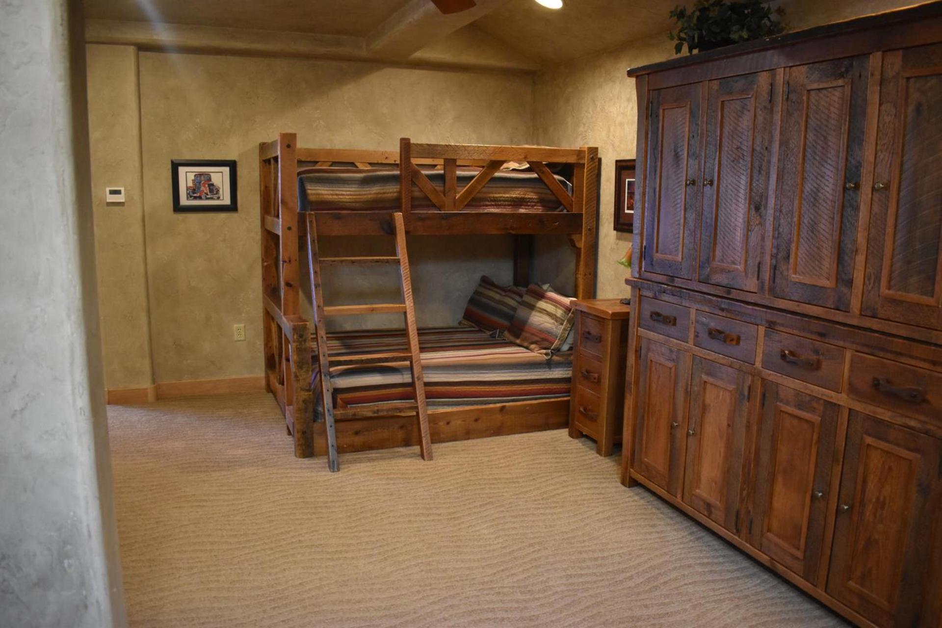 Cougar Ridge Resort photo 54
