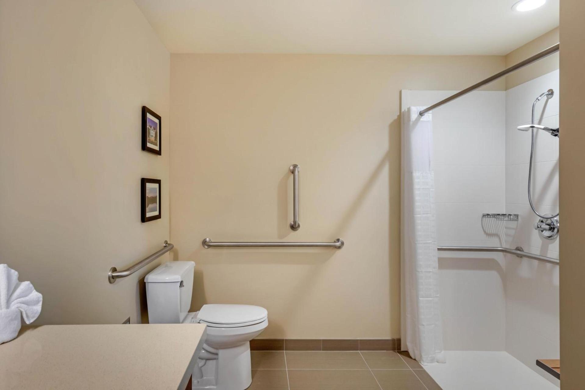 Comfort Inn & Suites Schenectady - Scotia photo 10