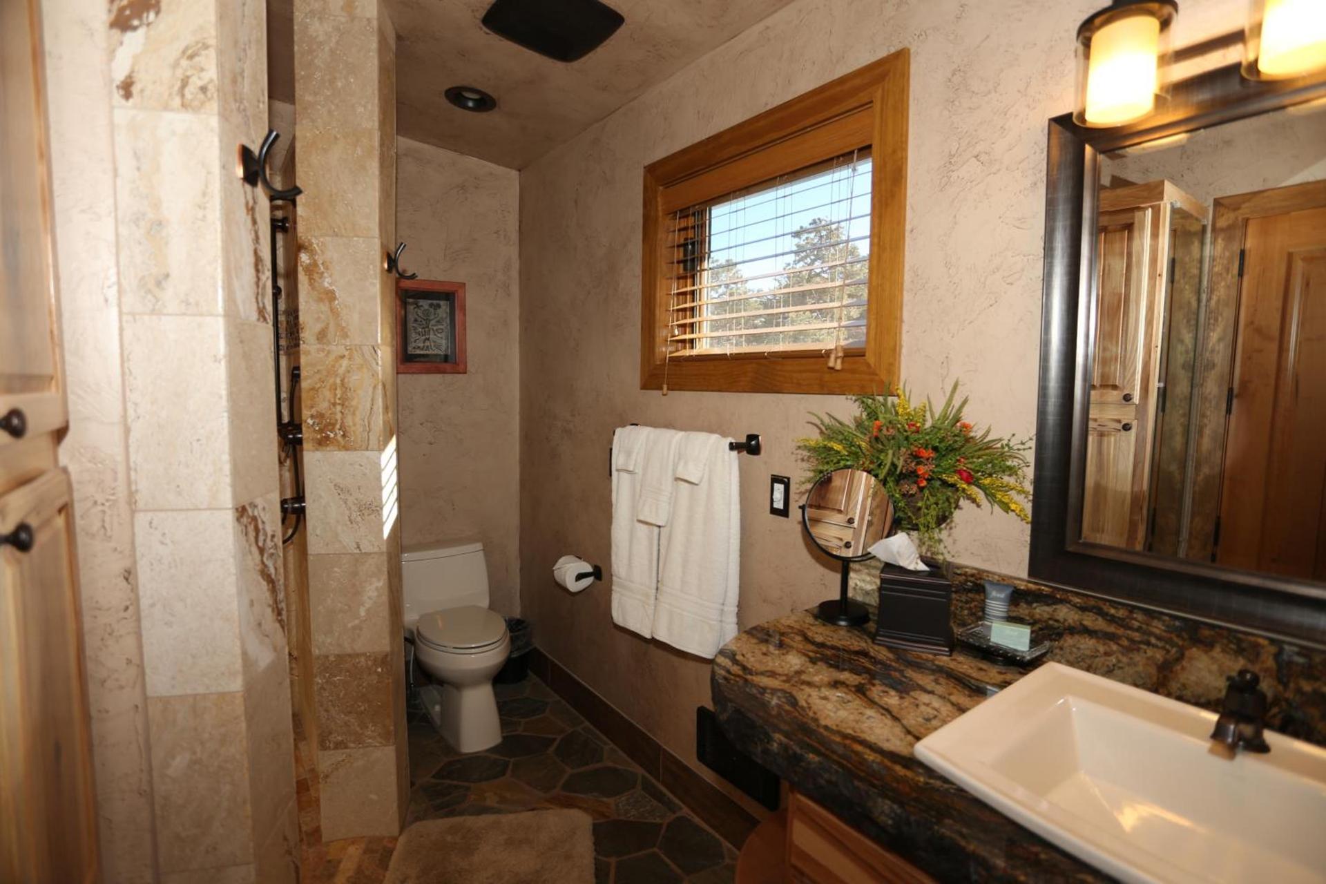 Cougar Ridge Resort photo 23