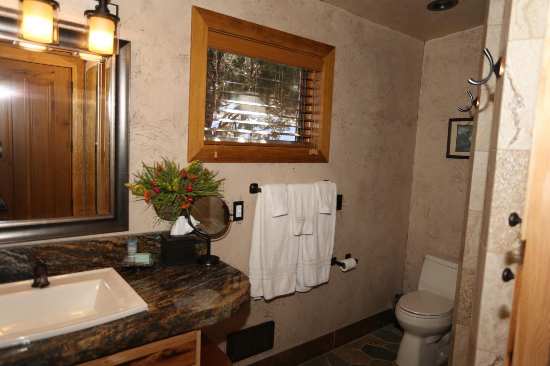 Cougar Ridge Resort photo 26