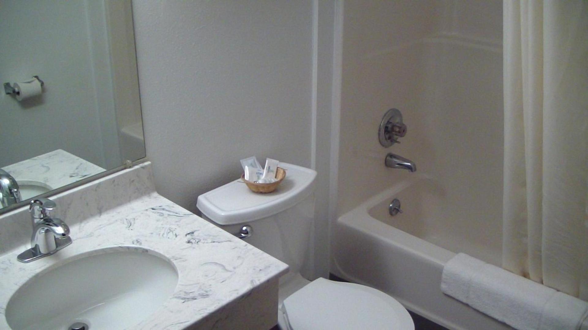 Budget Inn Express photo 25