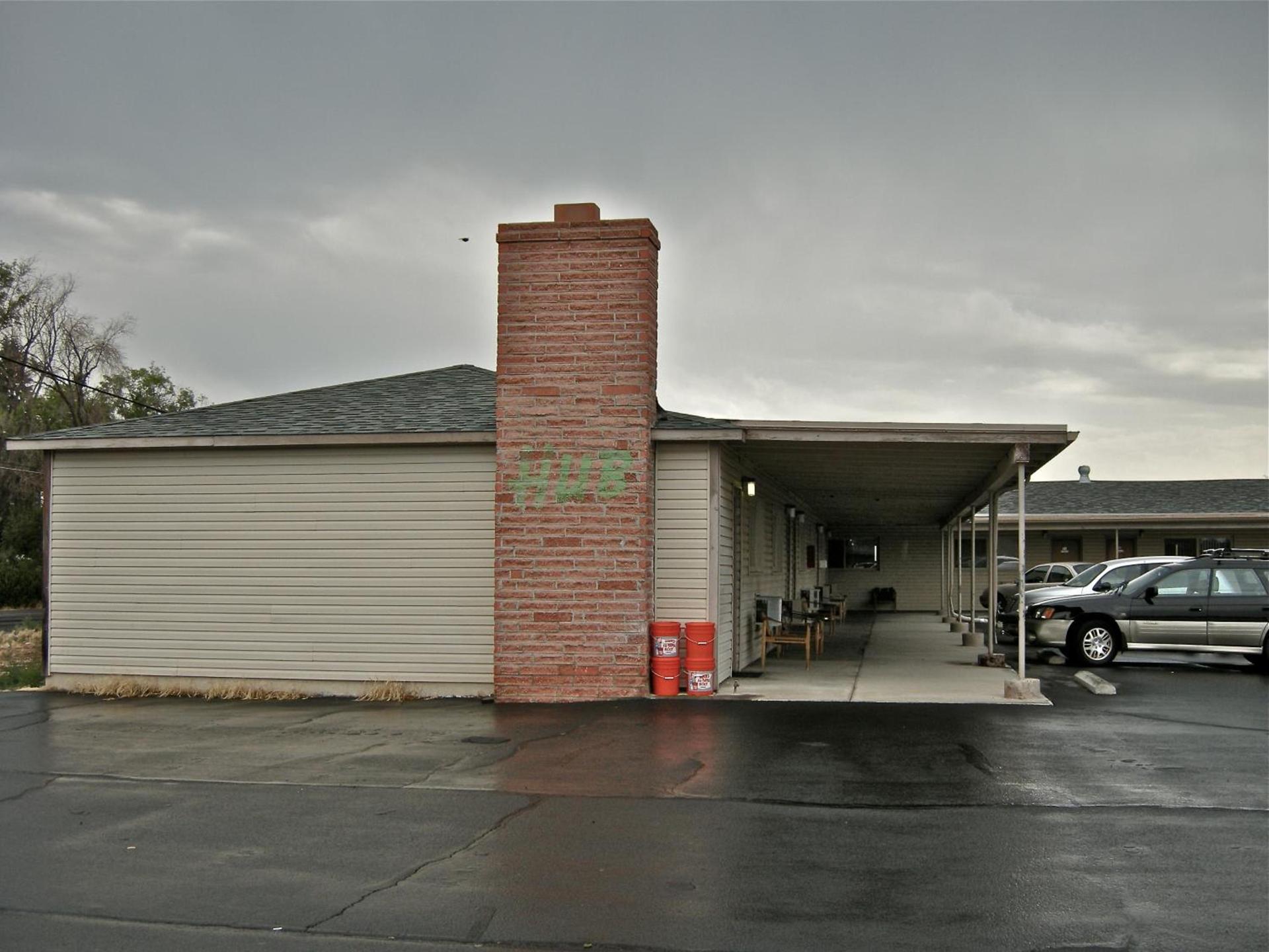 Hub Motel photo 7