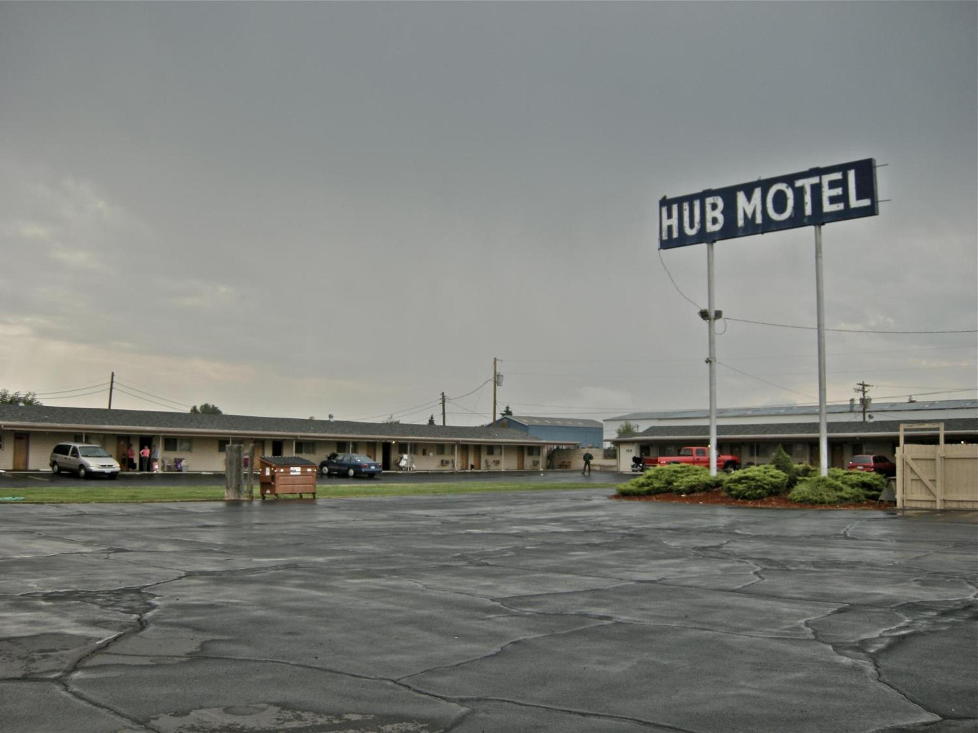 Hub Motel photo 8