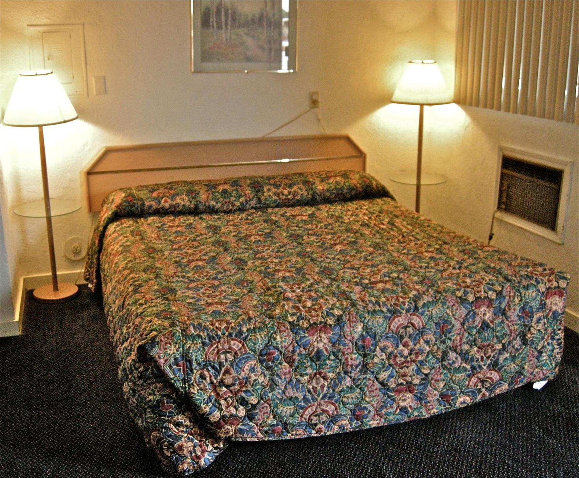 Hub Motel photo 11
