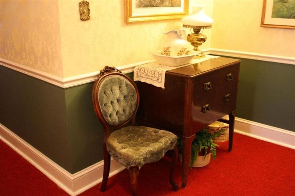 Red Rocker Inn photo 55