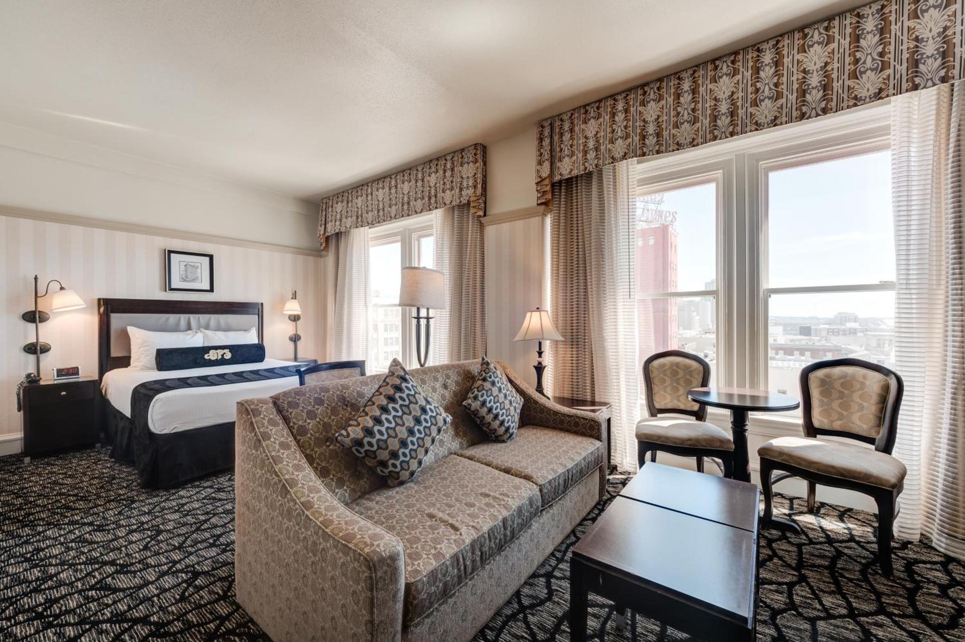 Gaslamp Plaza Suites photo 12