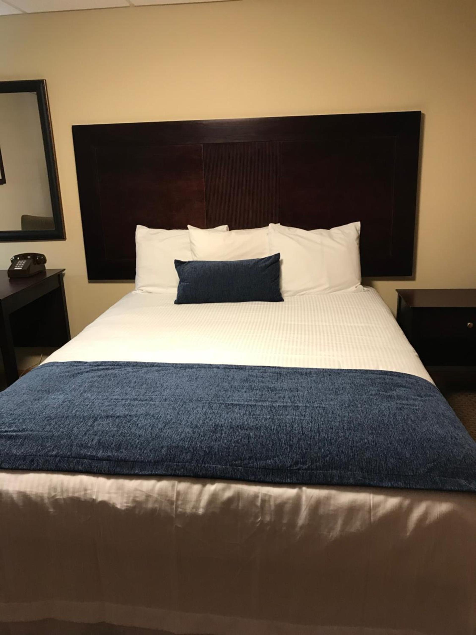 Brentwood Motor Inn photo 20