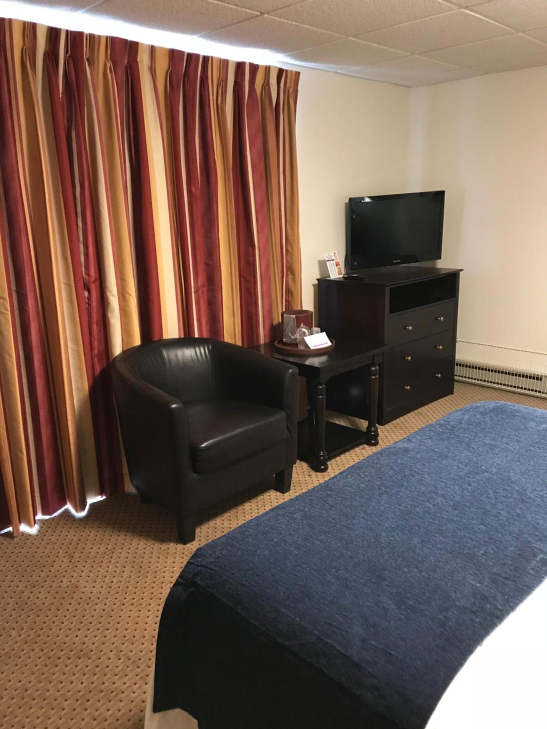Brentwood Motor Inn photo 18
