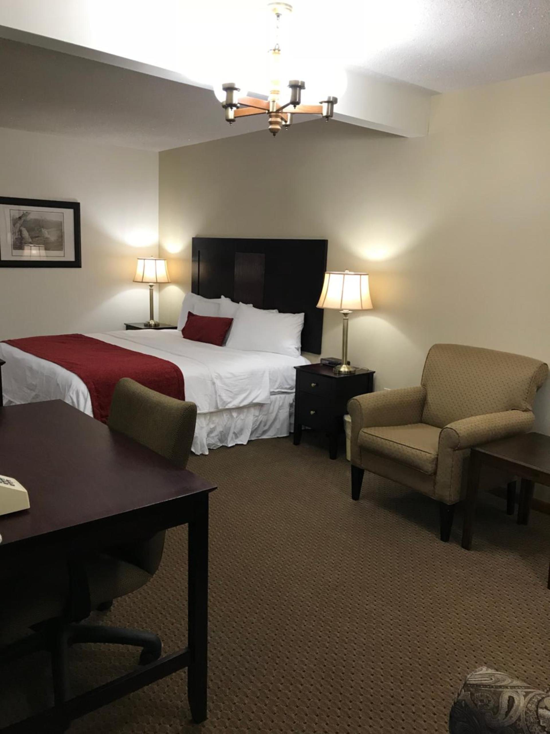 Brentwood Motor Inn photo 9
