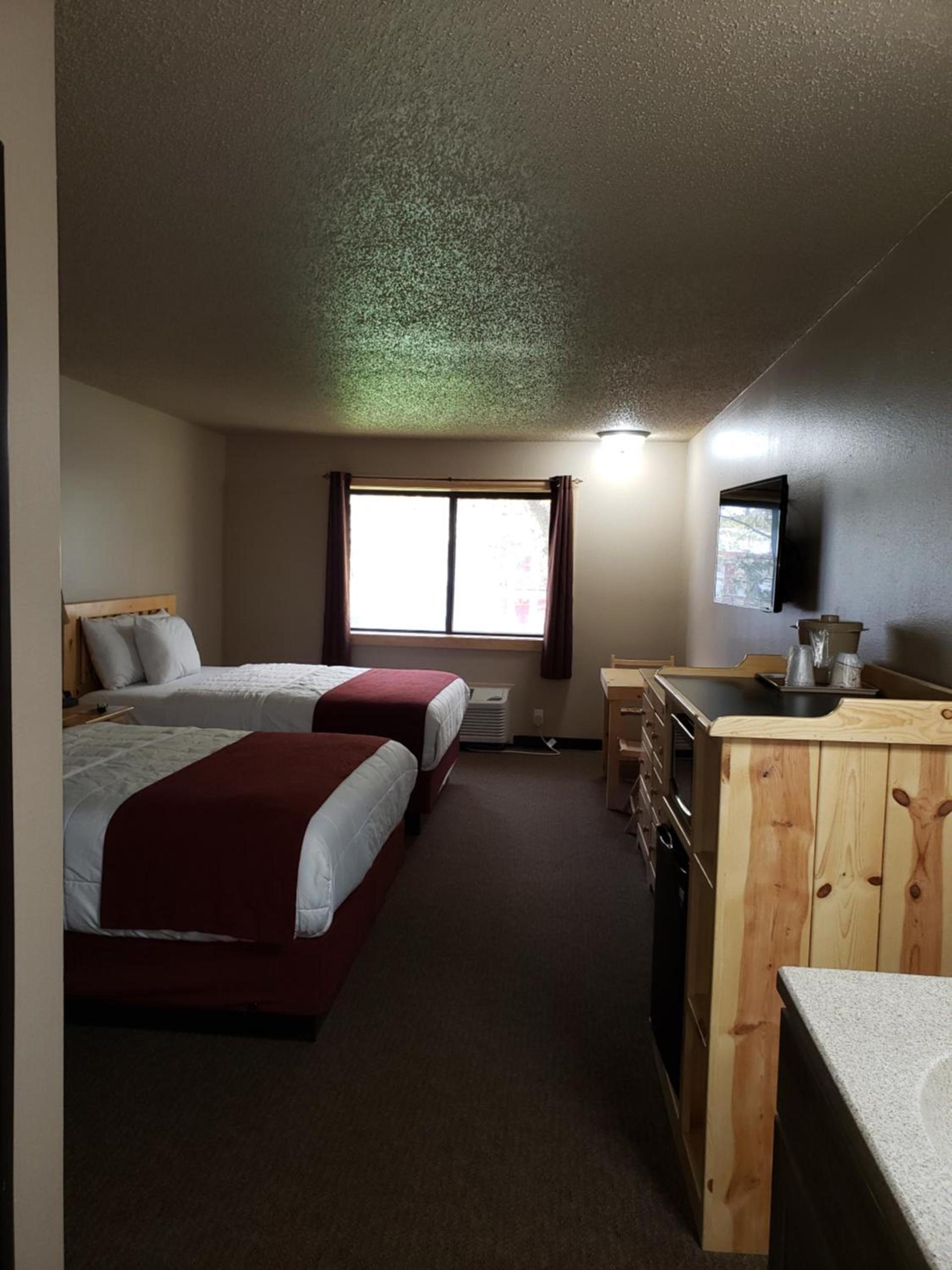 Woodside Dells Hotel & Suites photo 40